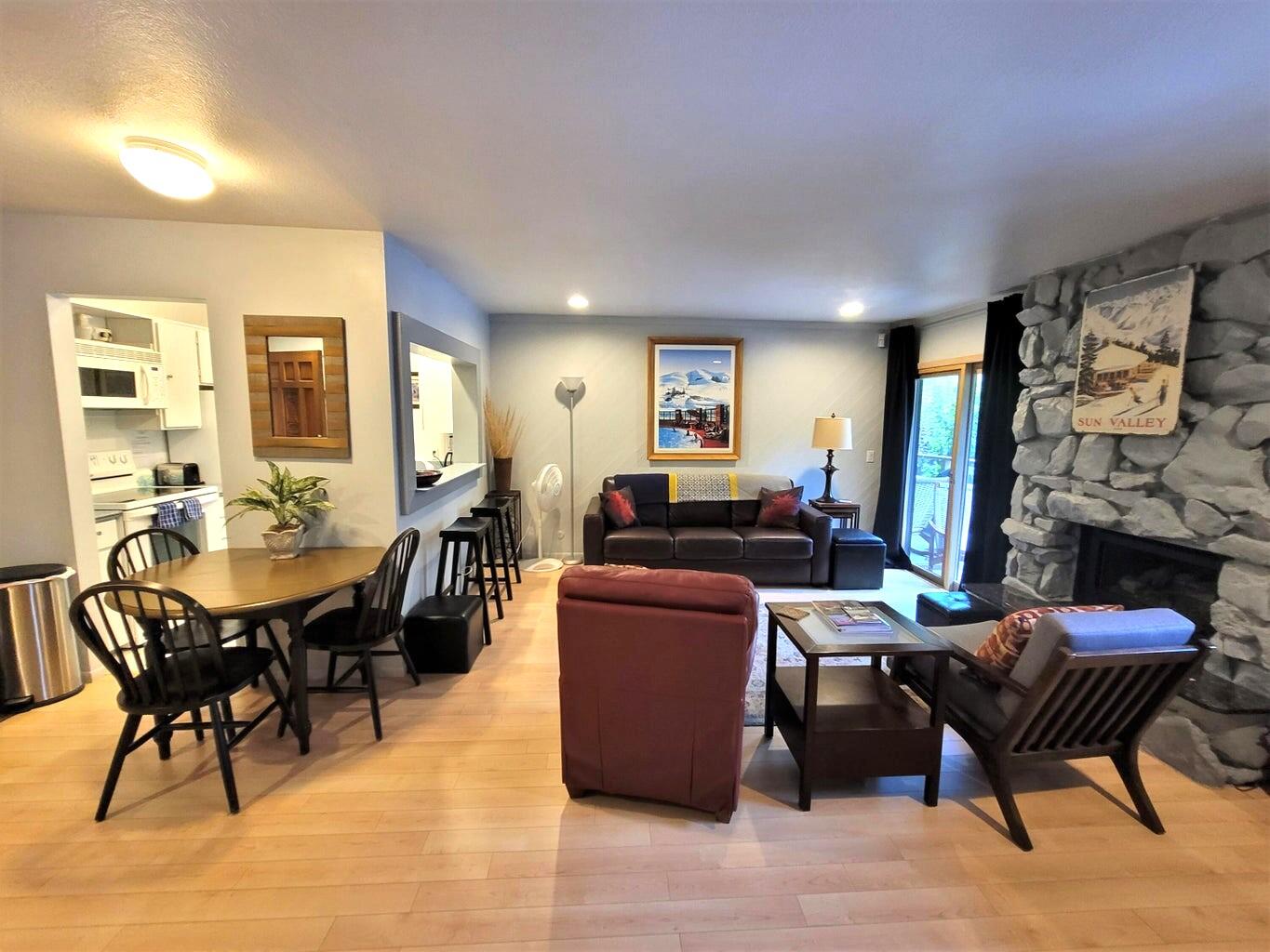 Living Dining to Kitchen