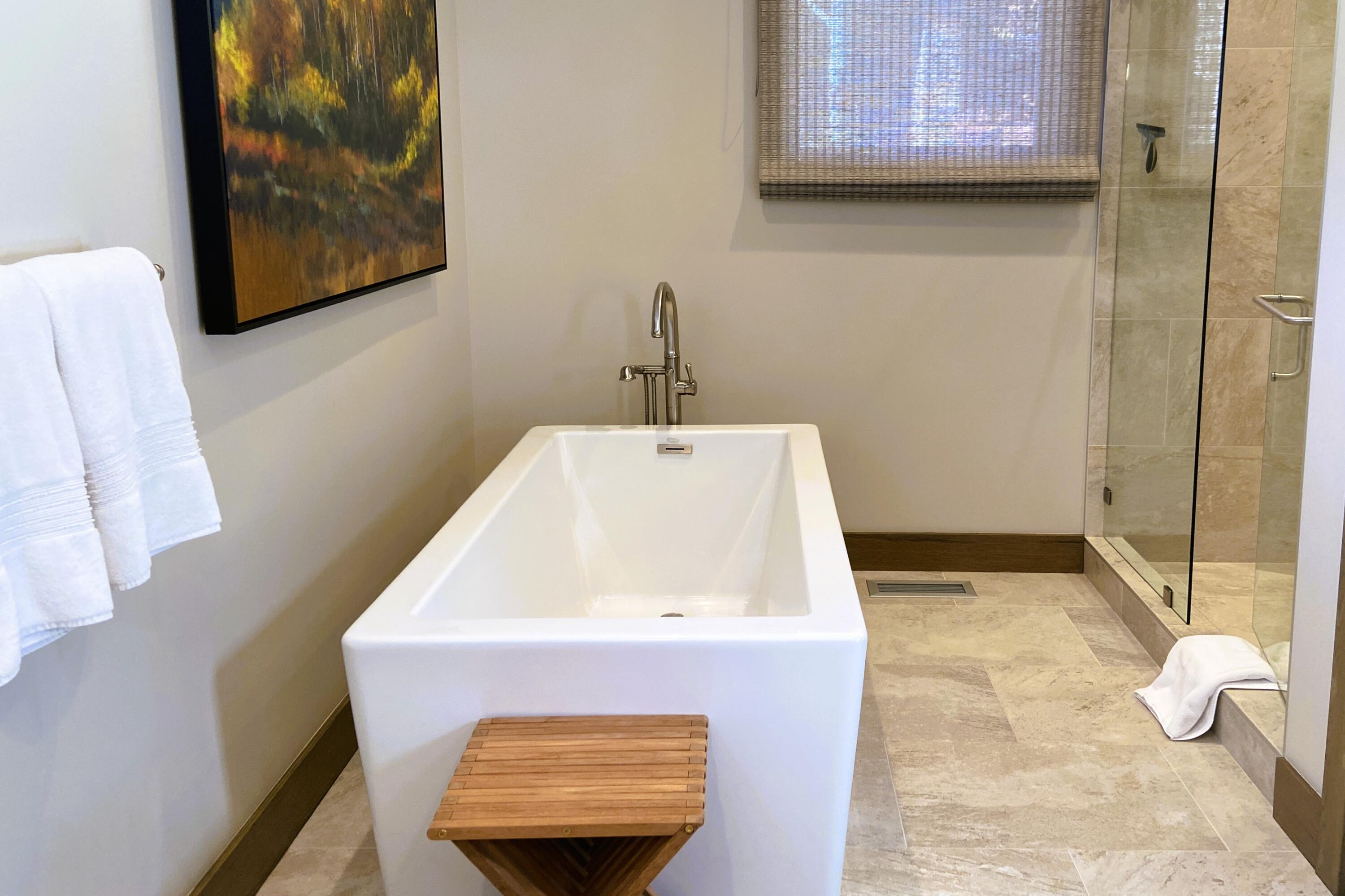 Sun Valley, Idaho 83353, United States, 4 Bedrooms Bedrooms, ,5 BathroomsBathrooms,Residential,Pending,37133