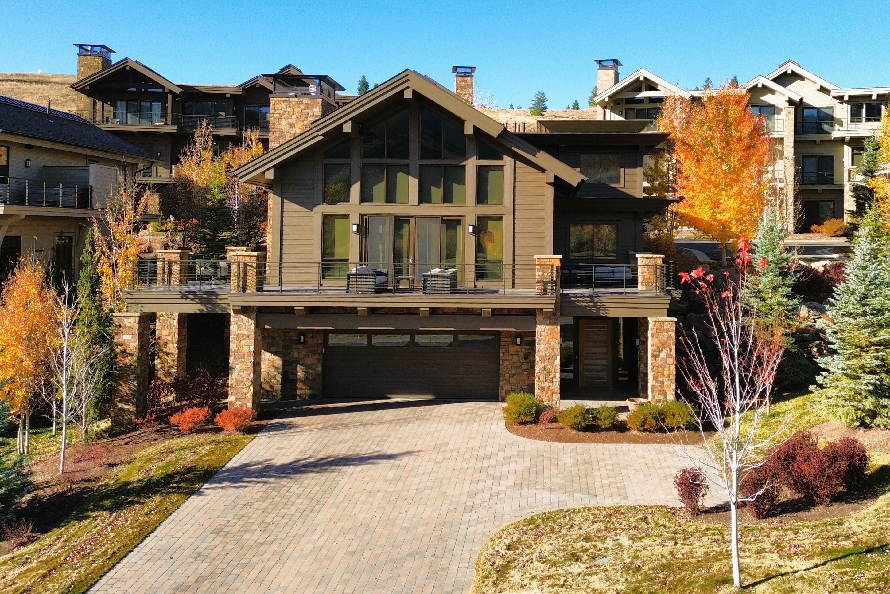 Sun Valley, Idaho 83353, United States, 4 Bedrooms Bedrooms, ,5 BathroomsBathrooms,Residential,Pending,37133