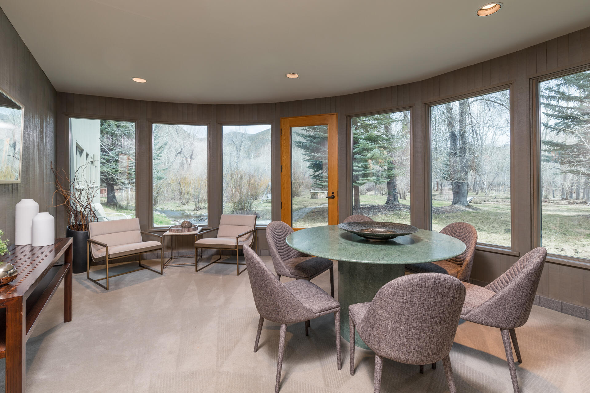 Blaine County, Idaho 83340, United States, 4 Bedrooms Bedrooms, ,5 BathroomsBathrooms,Residential,Active,119021