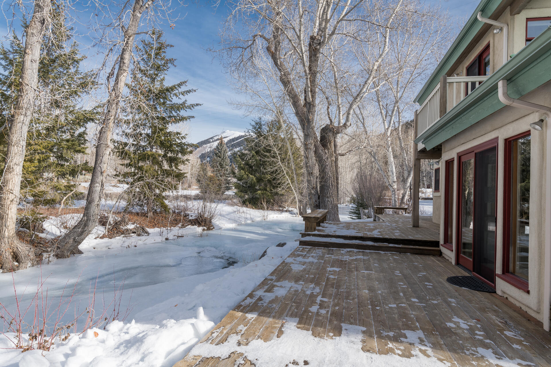 233 Timberline Exterior