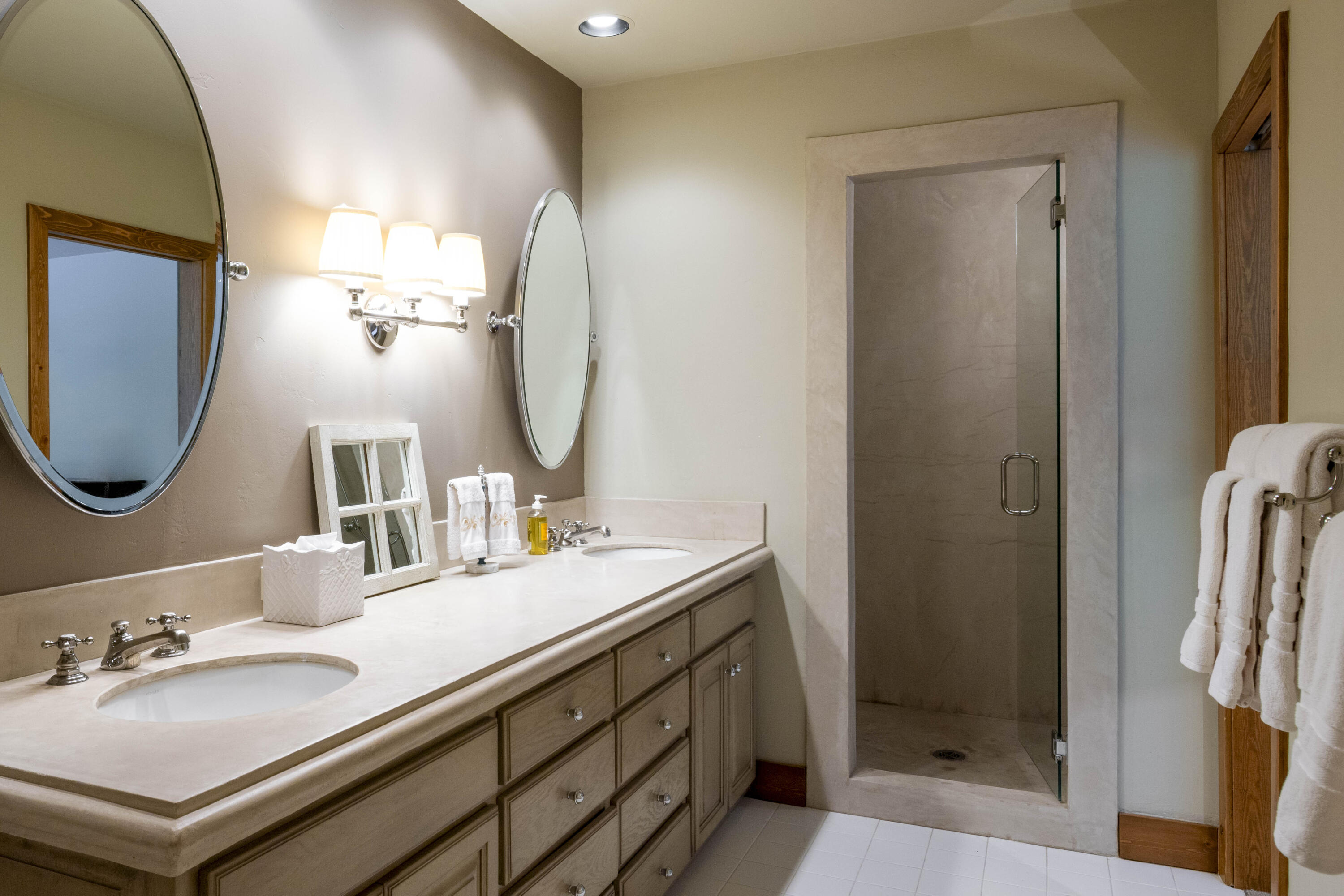 Blaine County, Idaho 83340, United States, 5 Bedrooms Bedrooms, ,7 BathroomsBathrooms,Residential,Active,152989