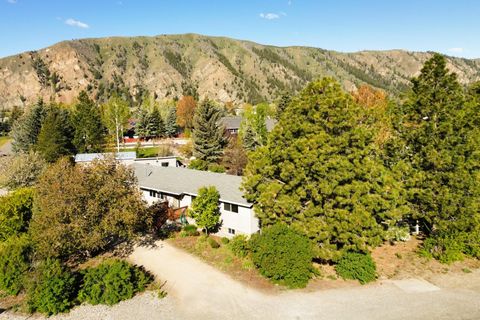 Photo of 109 S Hiawatha Dr, Hailey, ID 83333 (MLS # 26-334027)