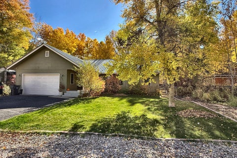 Photo of 541 Robin Hood Dr, Hailey, ID 83333 (MLS # 26-335044)