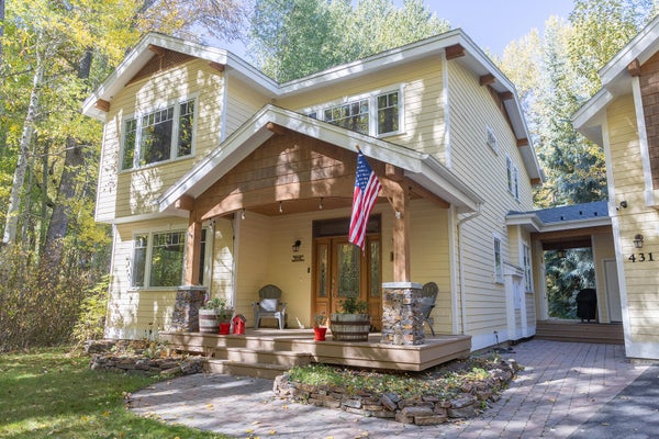 431 W CEDAR ST, HAILEY, ID 83333 - Image dc3a6b4bf4c5481113f079e3e43b9f8a/1604490381