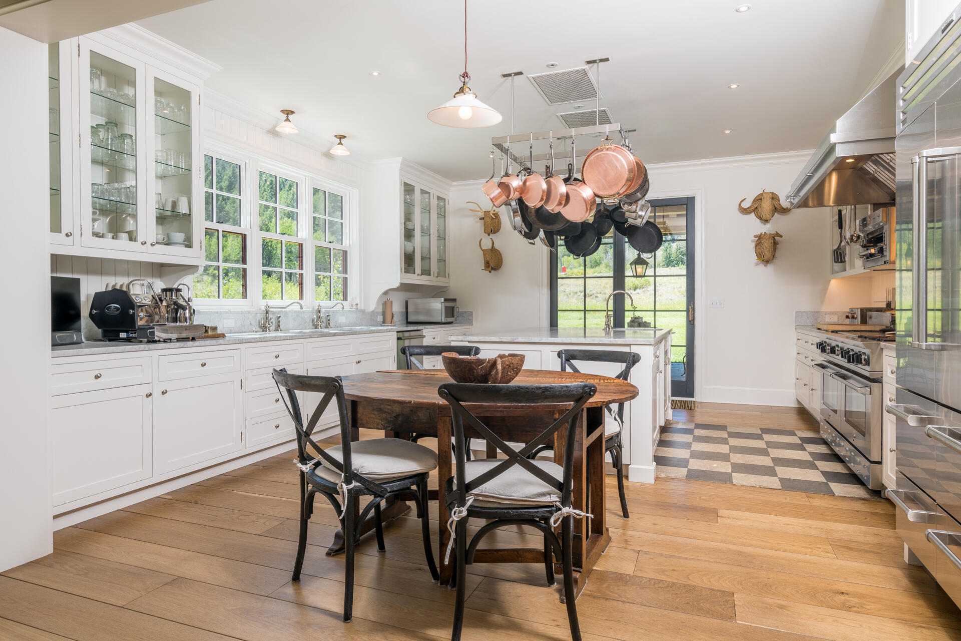 Blaine County, Idaho 83340, United States, 5 Bedrooms Bedrooms, ,5 BathroomsBathrooms,Residential,Pending,71107