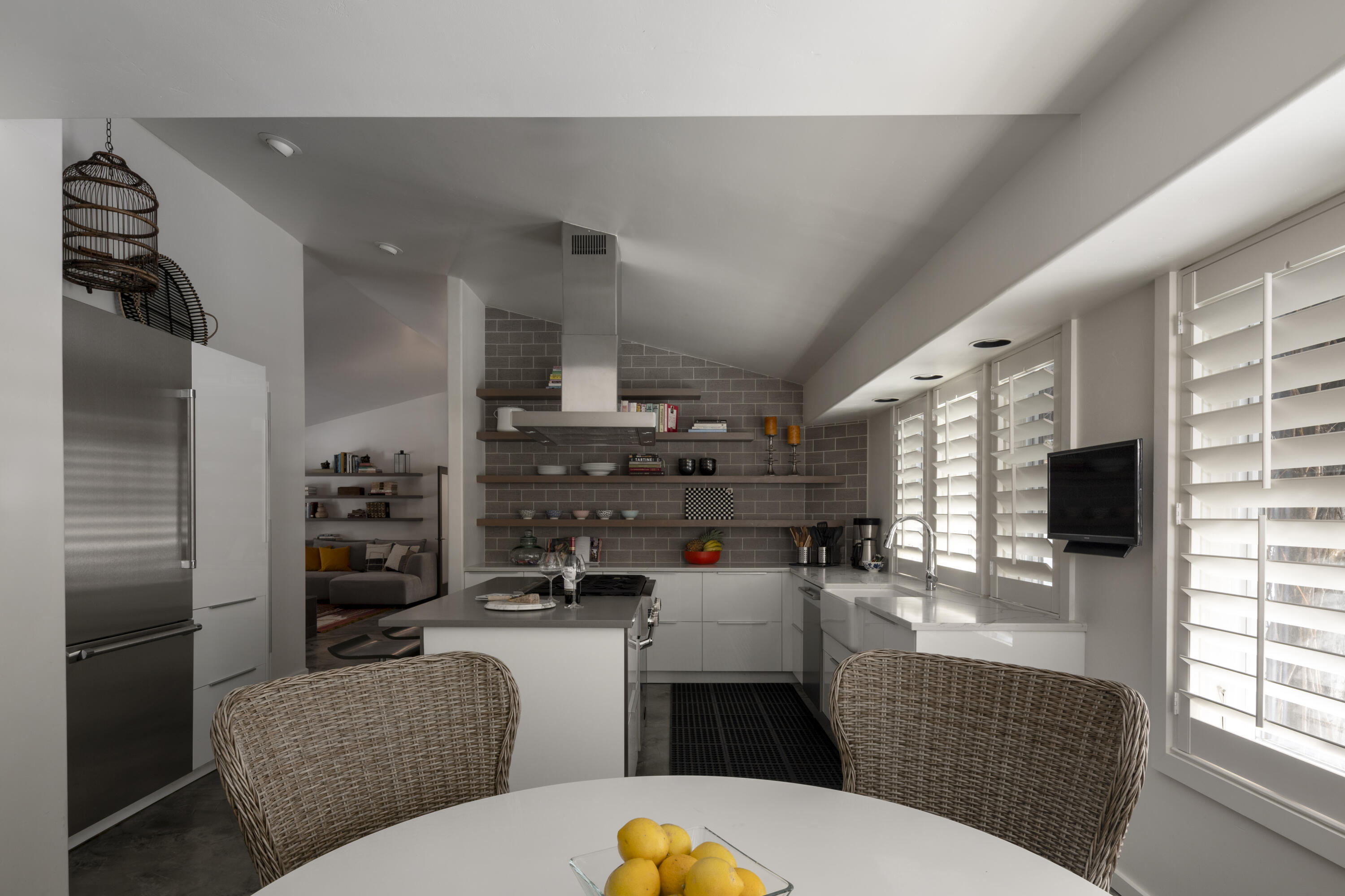 Breakfast Nook & Kitchen