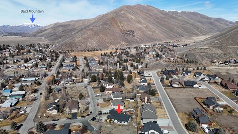 Photo of 471 Maple Ridge Loop, Bellevue, ID 83313 (MLS # 26-334188)