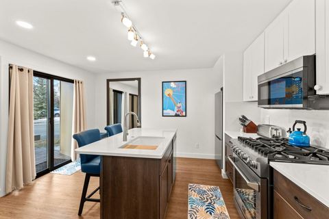 Condo For Sale - 2209 Bonne Vie Condo Dr<br/> Sun Valley, ID 83353