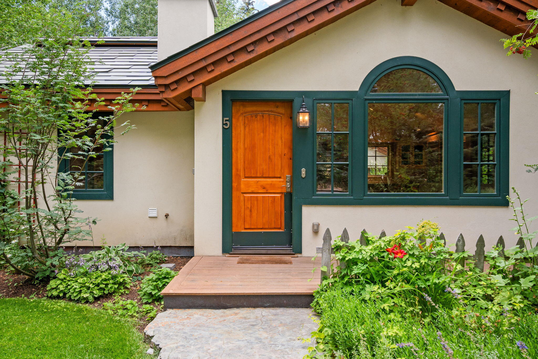 Sun Valley, Idaho 83353, United States, 5 Bedrooms Bedrooms, ,6 BathroomsBathrooms,Residential,Active,191253