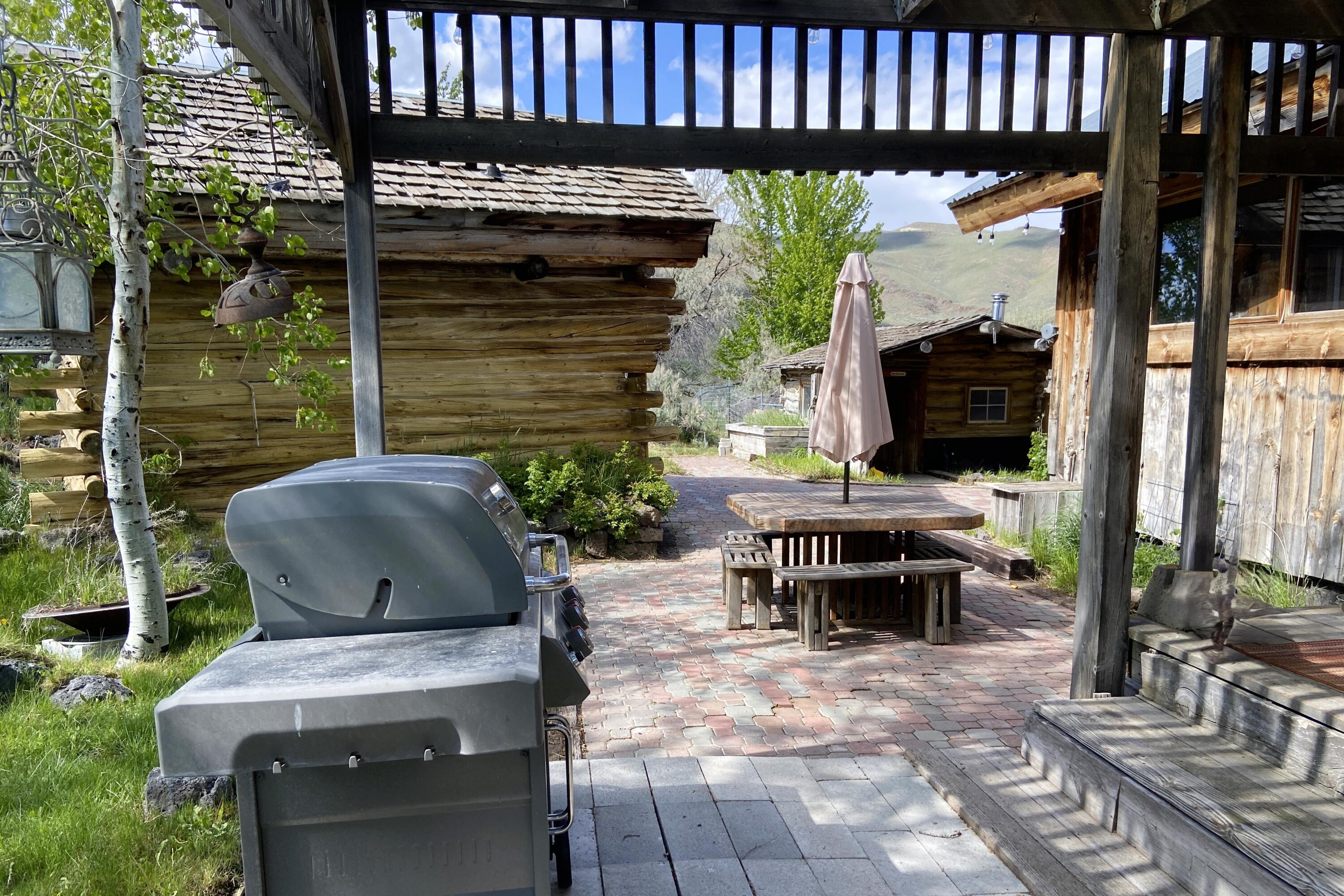 Blaine County, Idaho 83313, United States, 1 Bedroom Bedrooms, ,1 BathroomBathrooms,Residential,Pending,42098