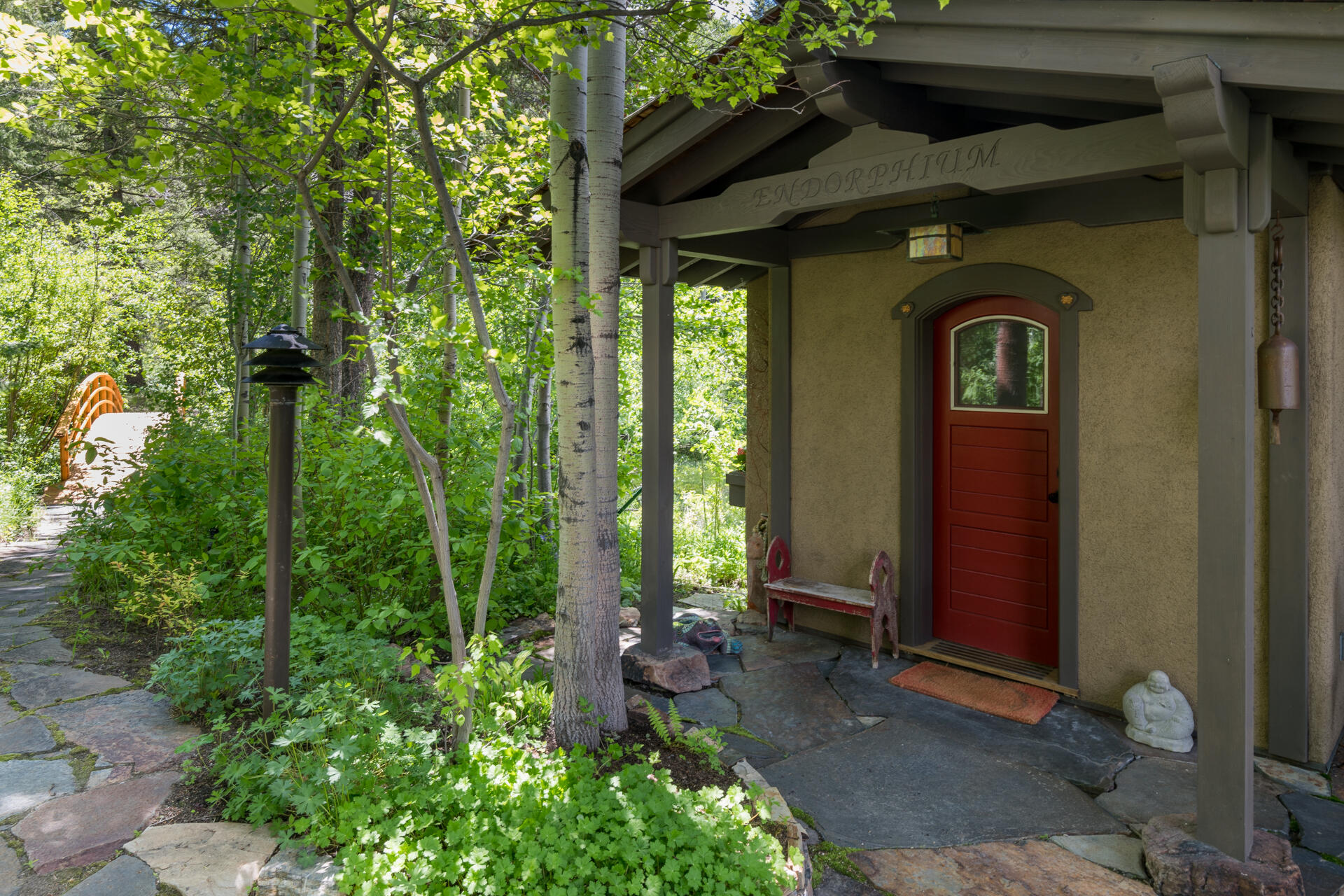 Dockside changing room