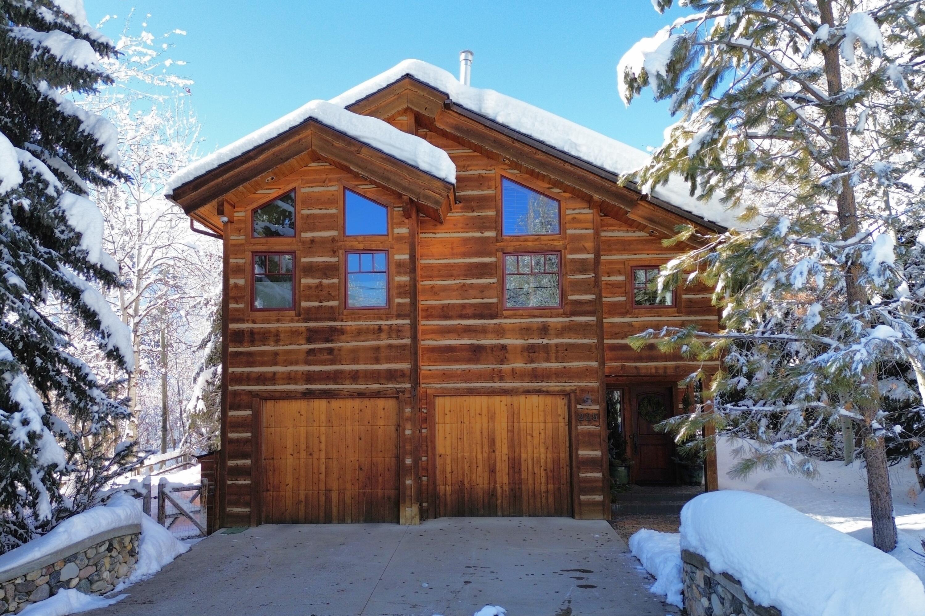 Blaine County, Idaho 83340, United States, 3 Bedrooms Bedrooms, ,3 BathroomsBathrooms,Residential,Active,256551