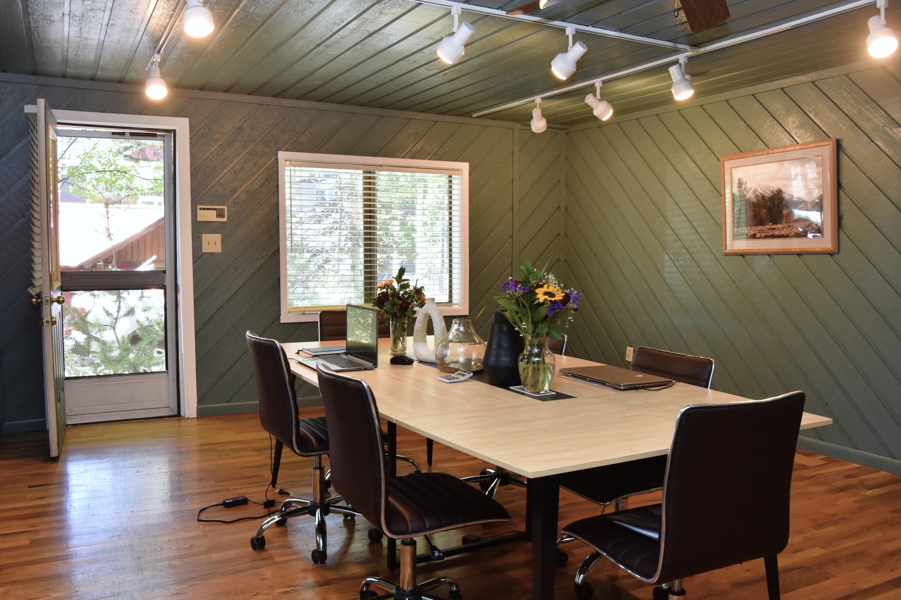 Office/Conference Room