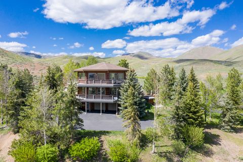Photo of 24 Rodeo Dr, Blaine County, ID 83333 (MLS # 26-334355)