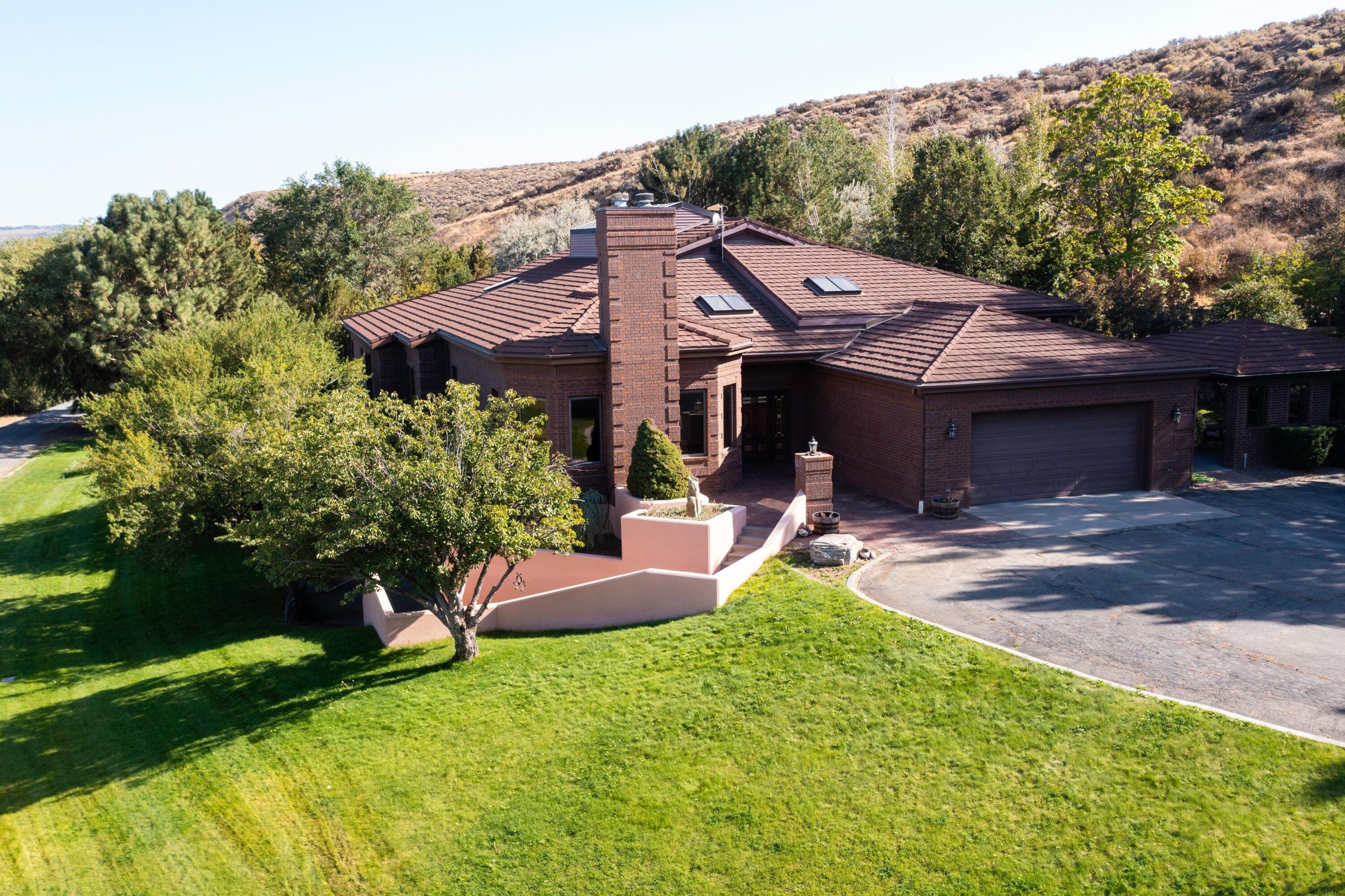 007_002_2_dji_0371_290_451