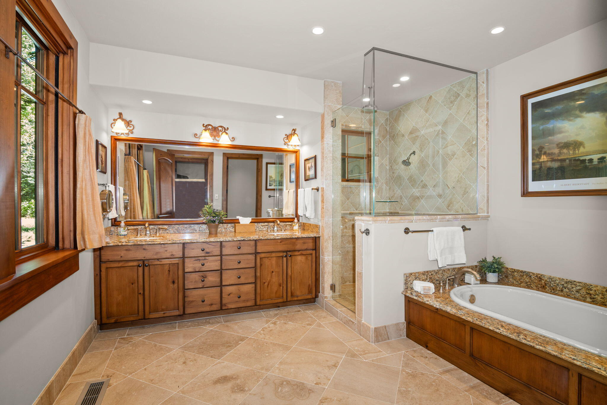 Ketchum, Idaho 83340, United States, 4 Bedrooms Bedrooms, ,5 BathroomsBathrooms,Residential,Active,191232