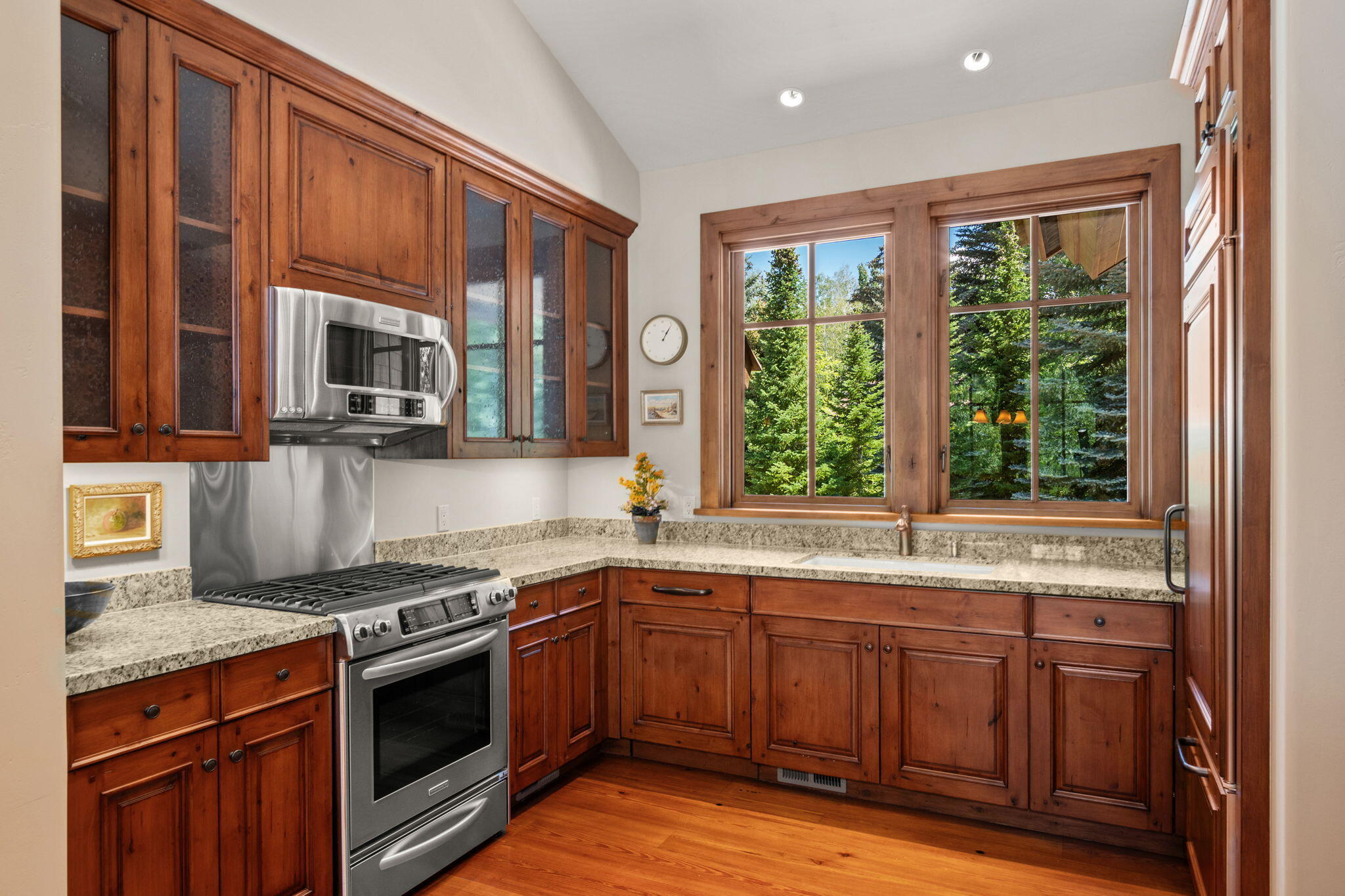 Ketchum, Idaho 83340, United States, 4 Bedrooms Bedrooms, ,5 BathroomsBathrooms,Residential,Active,191232