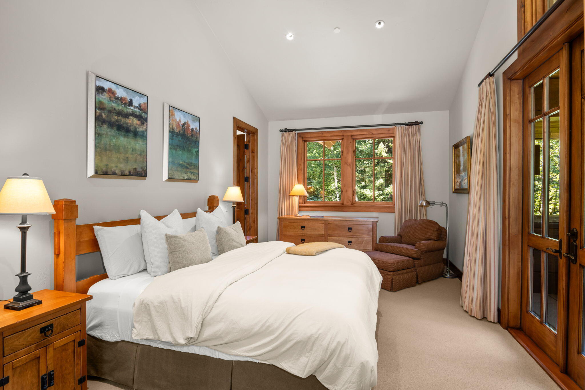 Ketchum, Idaho 83340, United States, 4 Bedrooms Bedrooms, ,5 BathroomsBathrooms,Residential,Active,191232