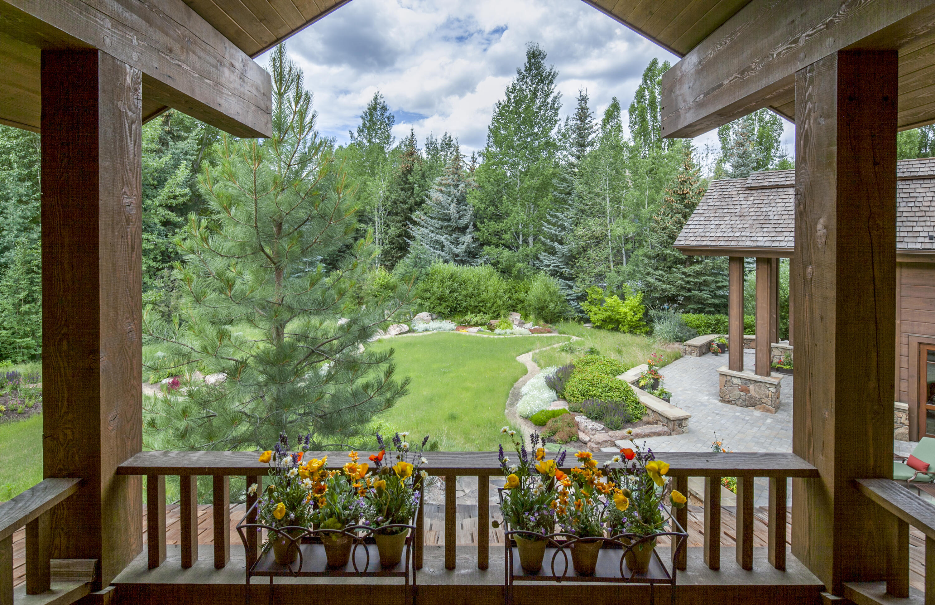 Ketchum, Idaho 83340, United States, 4 Bedrooms Bedrooms, ,5 BathroomsBathrooms,Residential,Active,191232