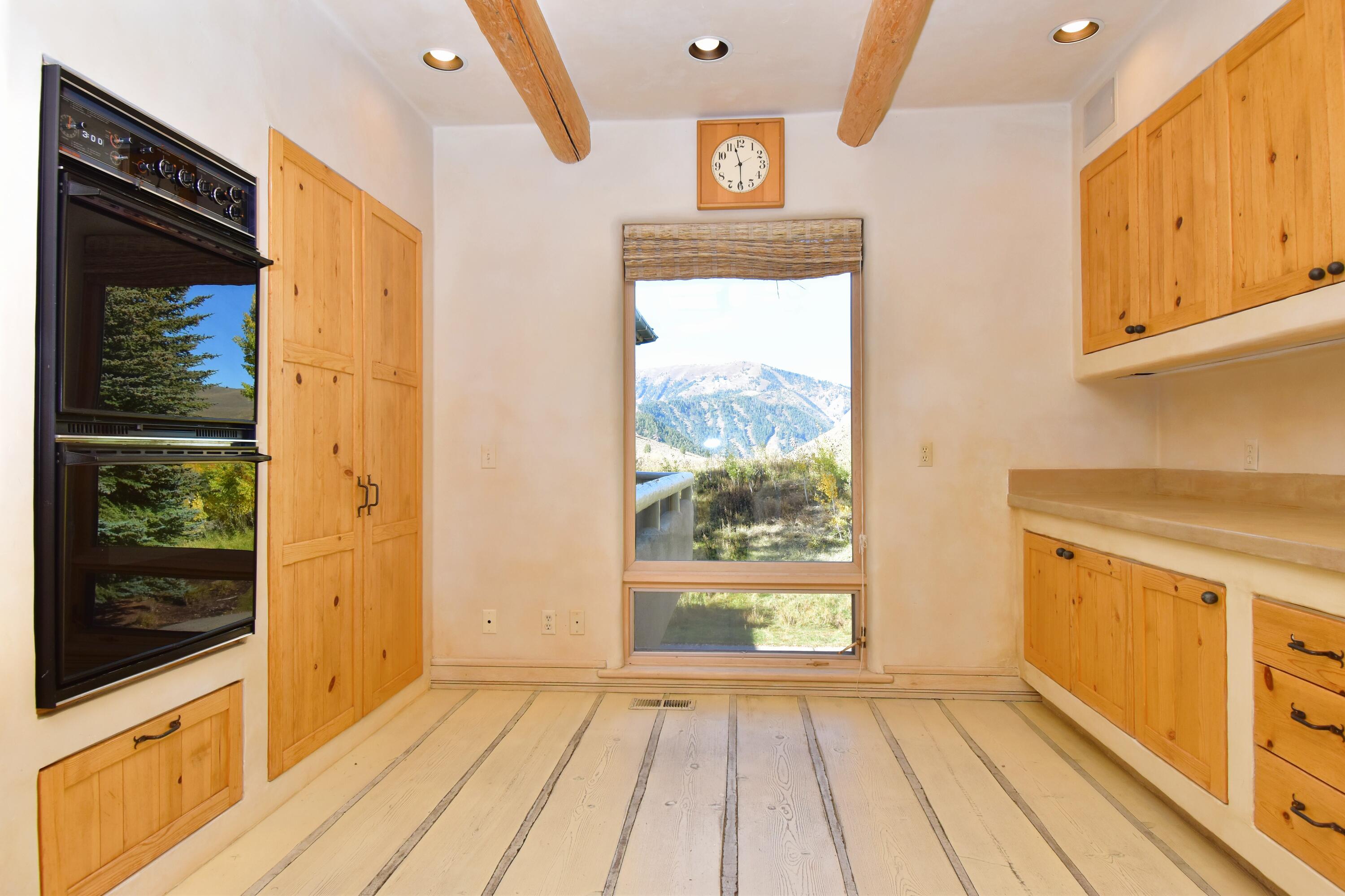 Sun Valley, Idaho 83353, United States, 5 Bedrooms Bedrooms, ,5 BathroomsBathrooms,Residential,Active,213453