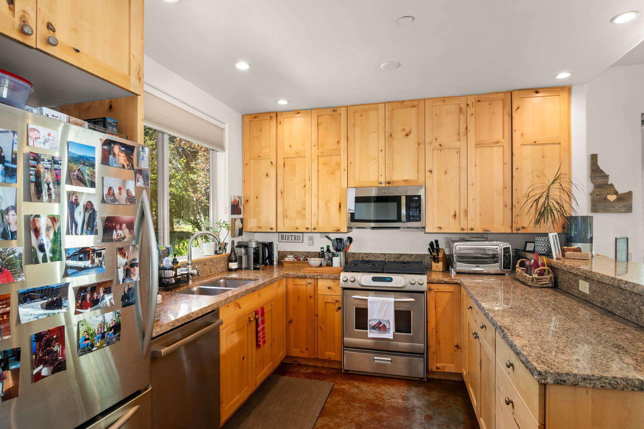 Ketchum, Idaho 83340, United States, 2 Bedrooms Bedrooms, ,3 BathroomsBathrooms,Residential,Active,165279