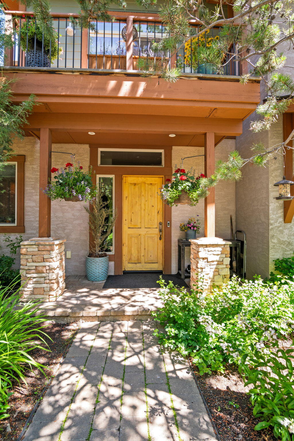 Ketchum, Idaho 83340, United States, 2 Bedrooms Bedrooms, ,3 BathroomsBathrooms,Residential,Active,165279