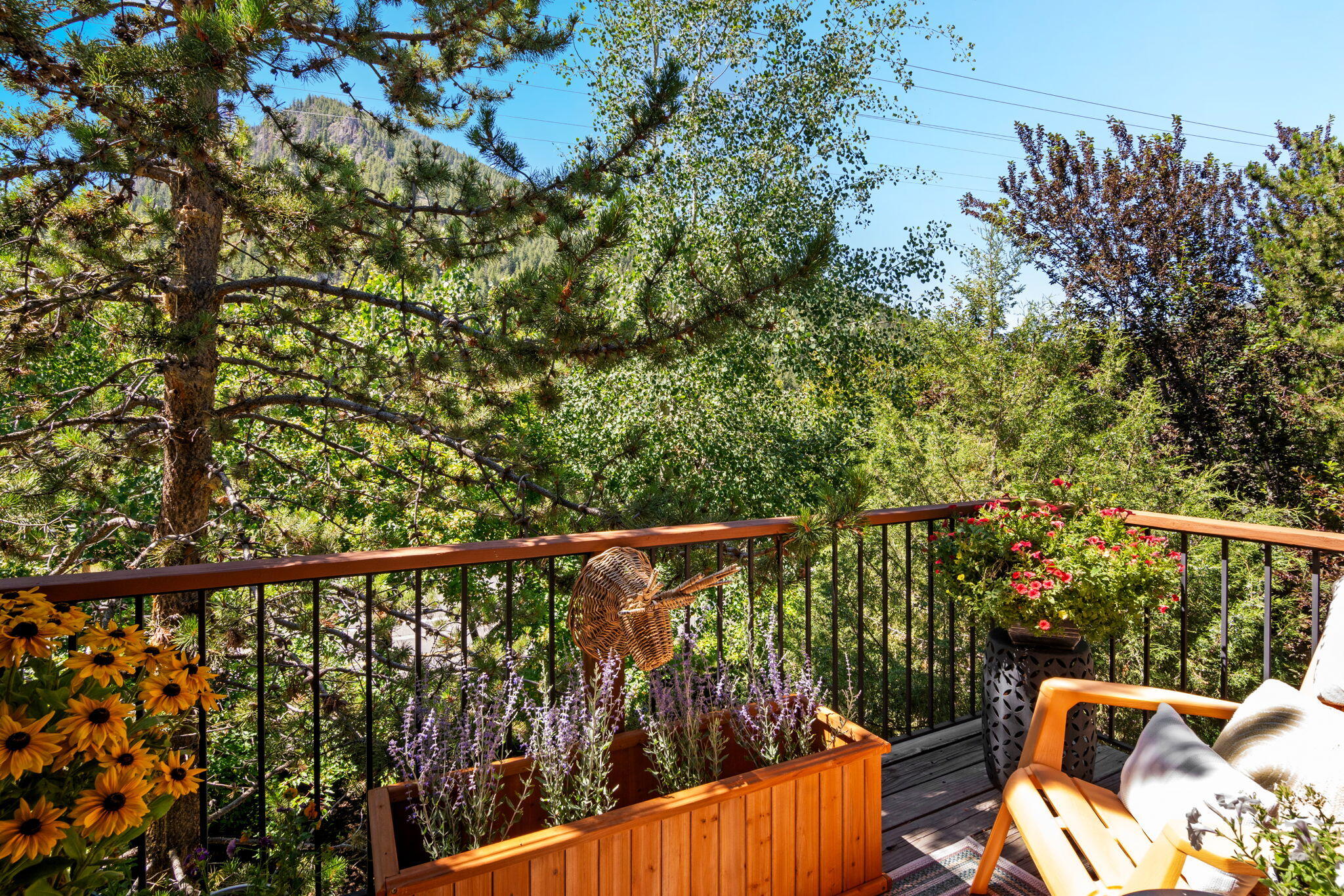 Ketchum, Idaho 83340, United States, 2 Bedrooms Bedrooms, ,3 BathroomsBathrooms,Residential,Active,165279