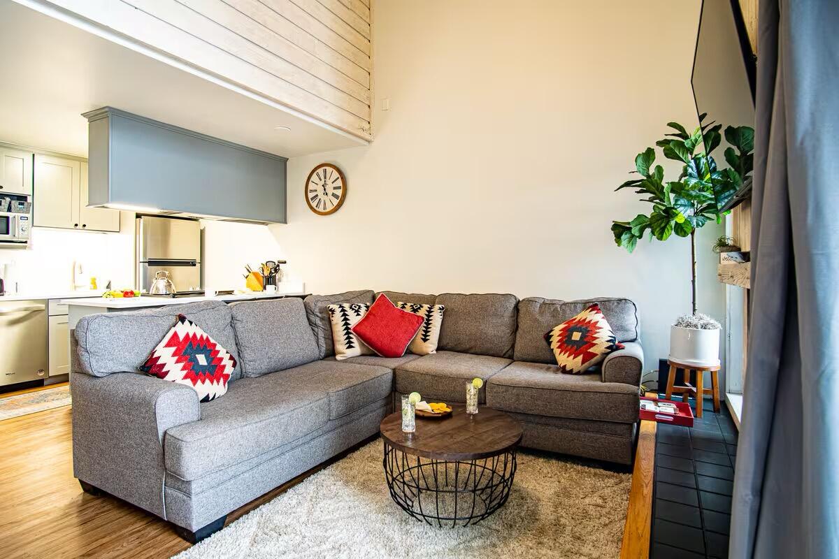 Open living & dining