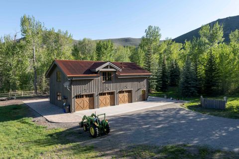 Photo of 321/331 Broadford Rd, N/A, ID 83333 (MLS # 25-333318)