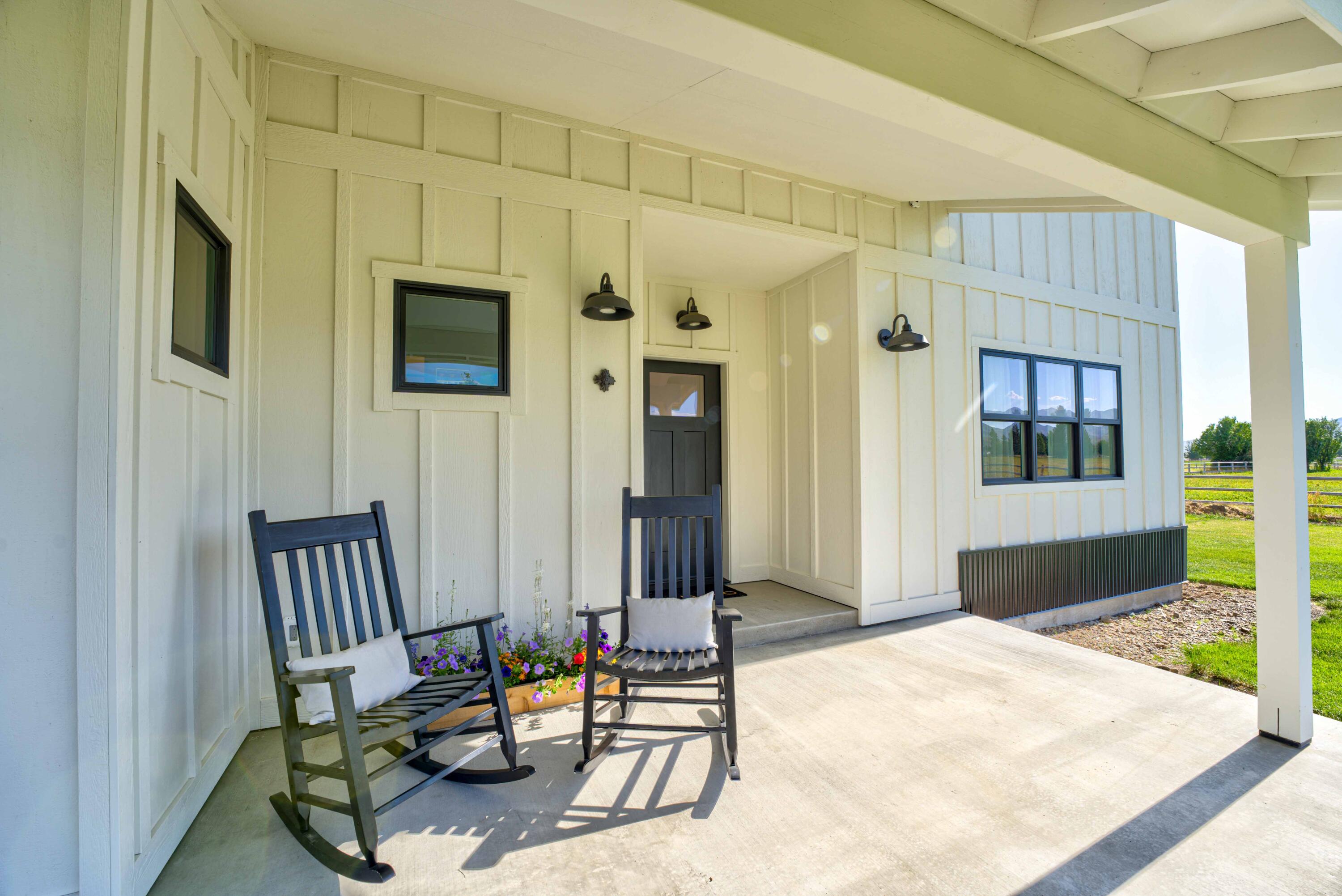 201 Equus Loop Low Res-068