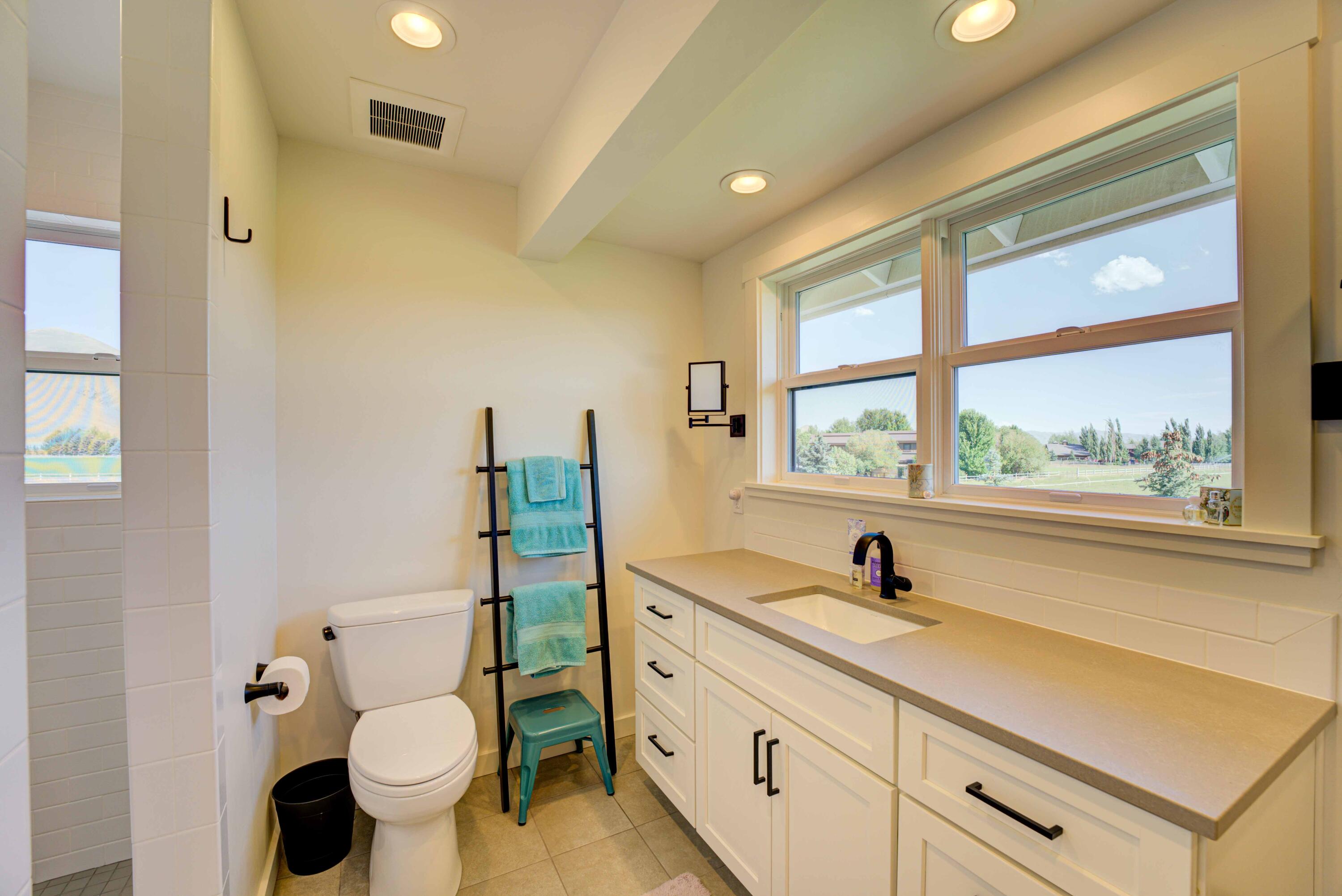 201 Equus Loop Low Res-031