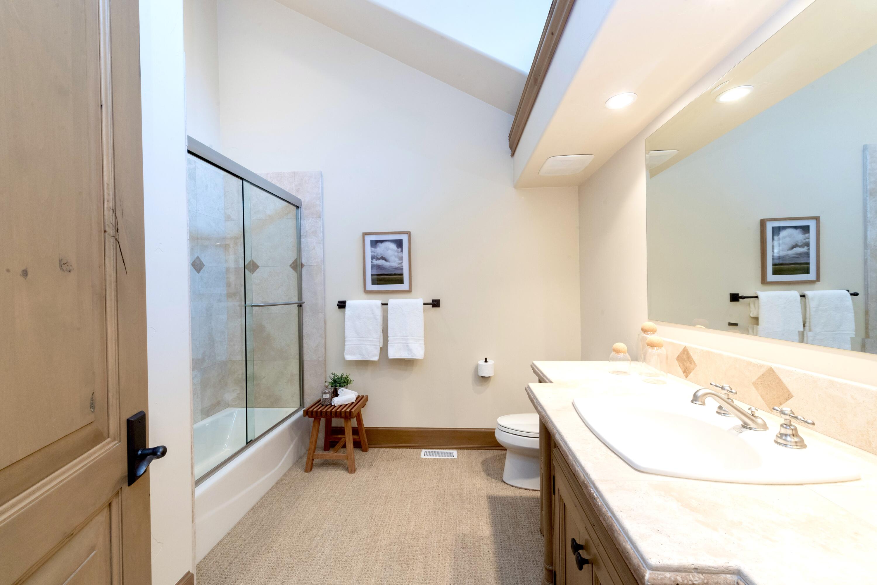 Blaine County, Idaho 83340, United States, 4 Bedrooms Bedrooms, ,6 BathroomsBathrooms,Residential,Active,31971