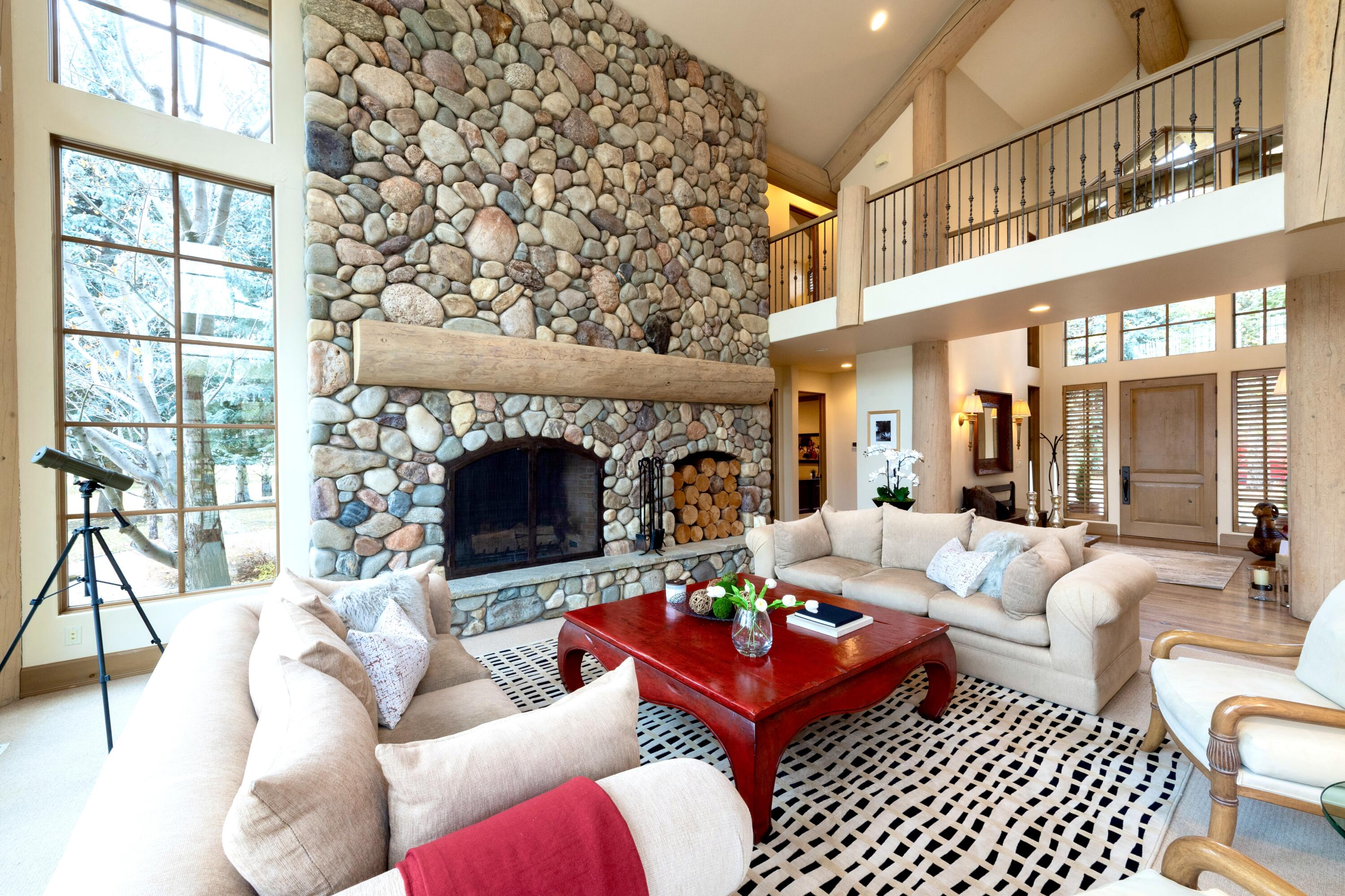 Blaine County, Idaho 83340, United States, 4 Bedrooms Bedrooms, ,6 BathroomsBathrooms,Residential,Active,31971