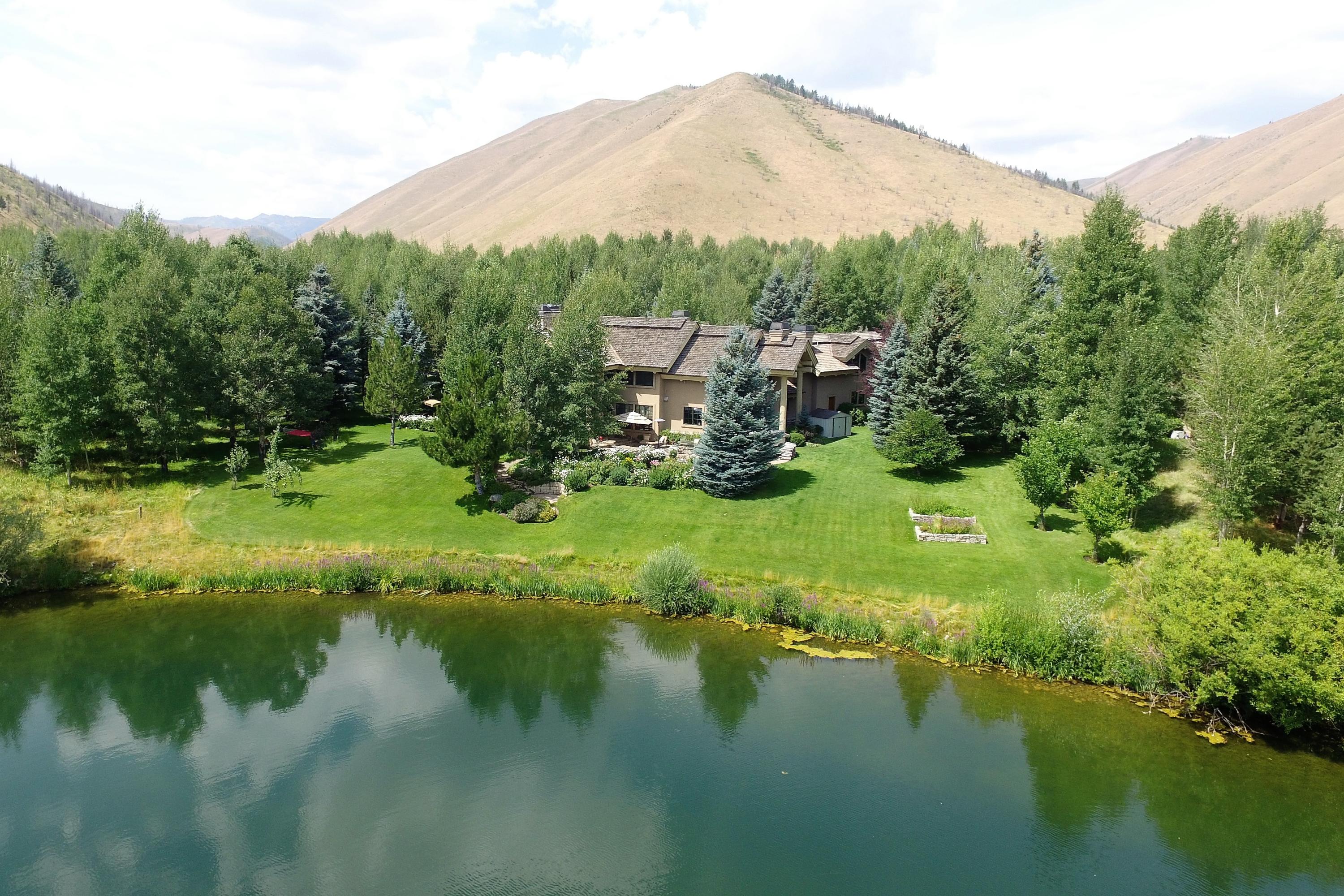 Blaine County, Idaho 83340, United States, 4 Bedrooms Bedrooms, ,6 BathroomsBathrooms,Residential,Active,31971