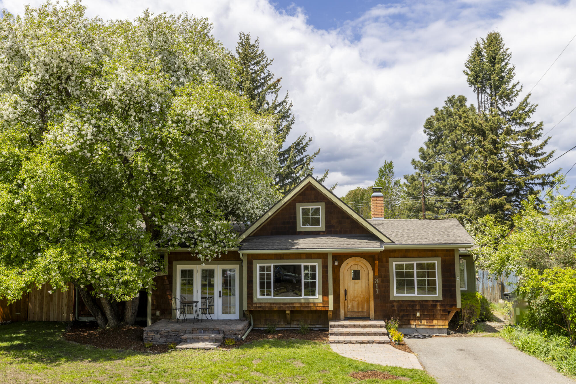 311 W Elm St, Hailey, Idaho image 1