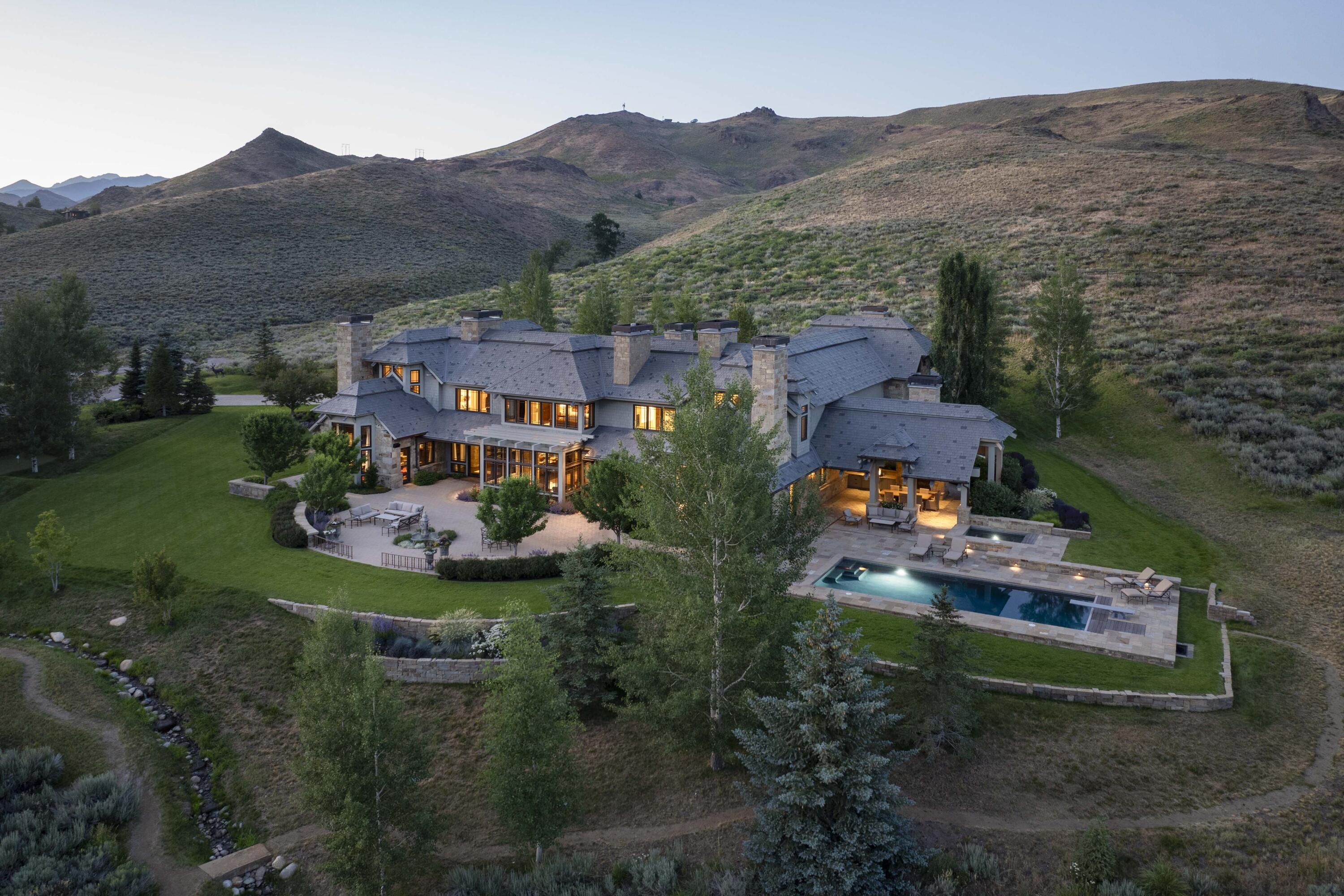 Sun Valley, Idaho 83353, United States, 5 Bedrooms Bedrooms, ,8 BathroomsBathrooms,Residential,Active,190349