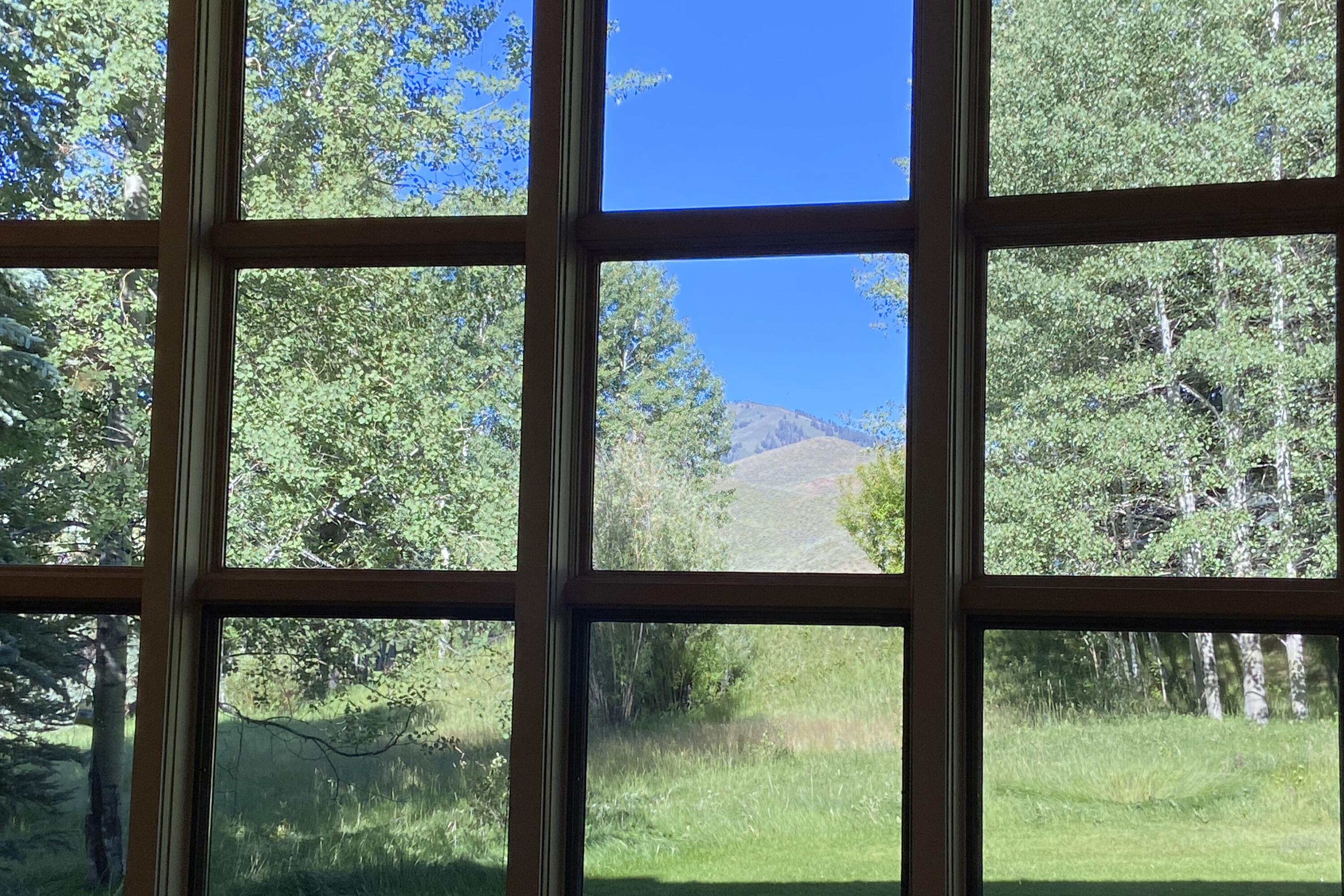 Sun Valley, Idaho 83353, United States, 3 Bedrooms Bedrooms, ,3 BathroomsBathrooms,Residential,Pending,68361