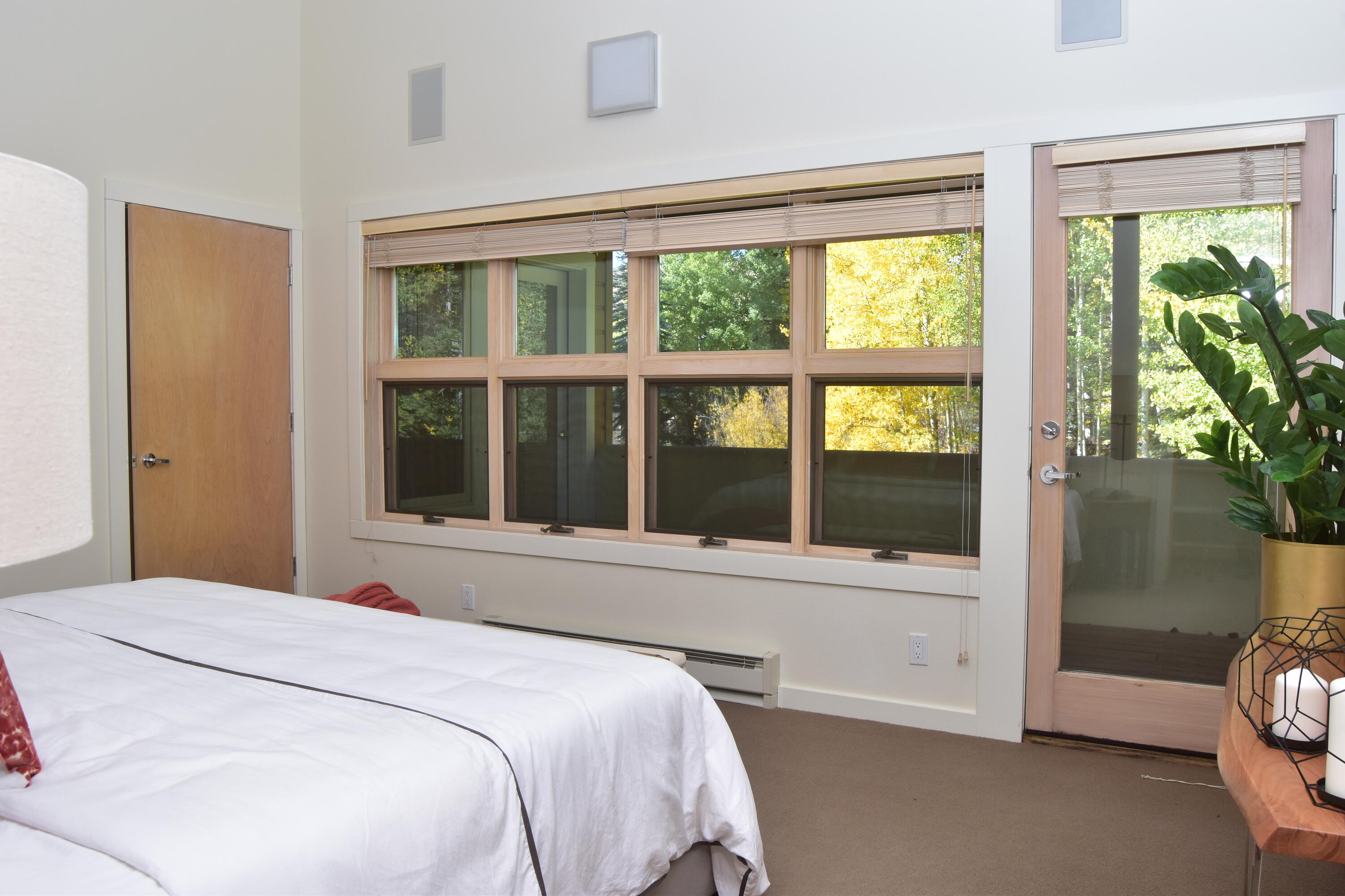 Sun Valley, Idaho 83353, United States, 3 Bedrooms Bedrooms, ,3 BathroomsBathrooms,Residential,Pending,68361