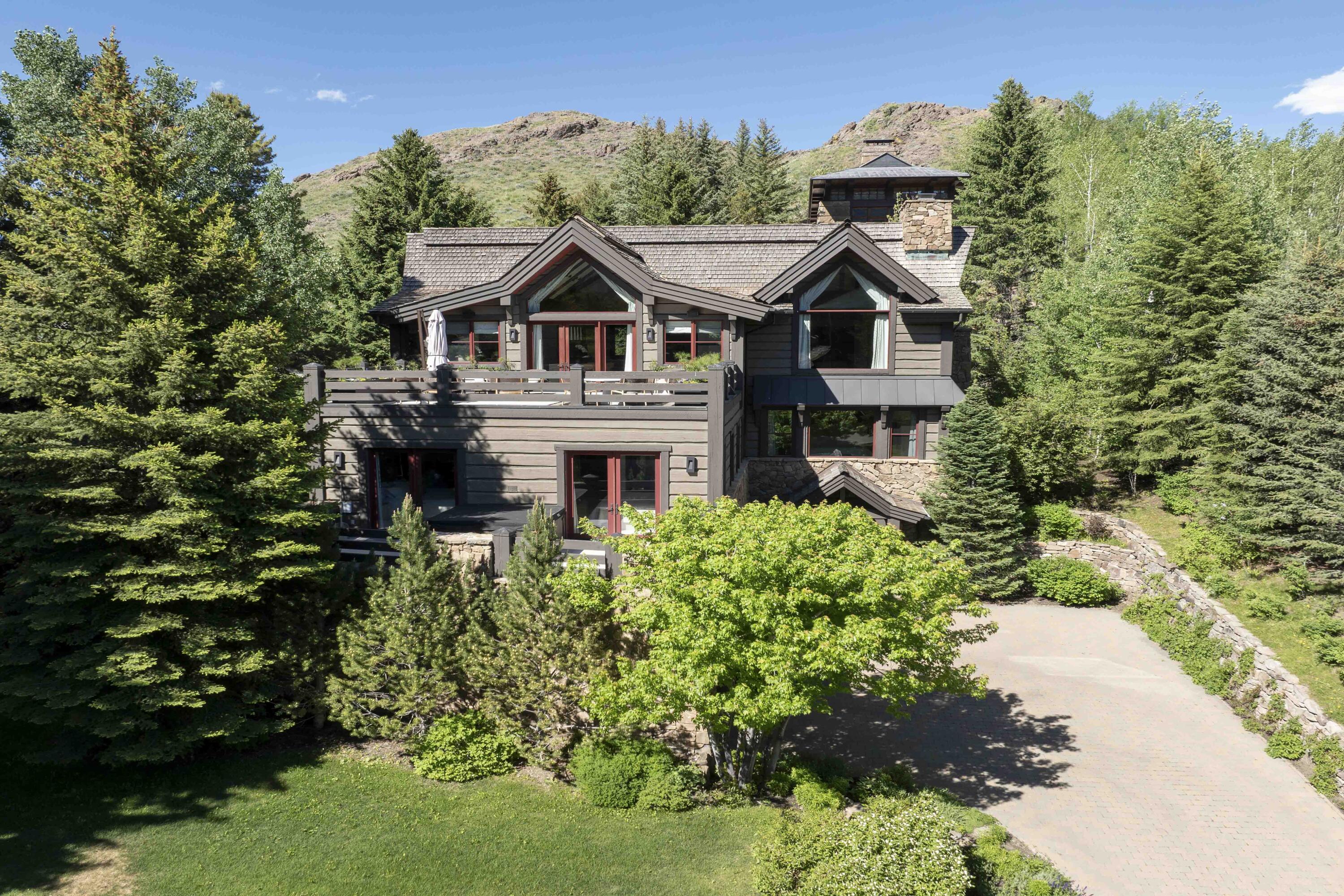 780 Alpine Lane