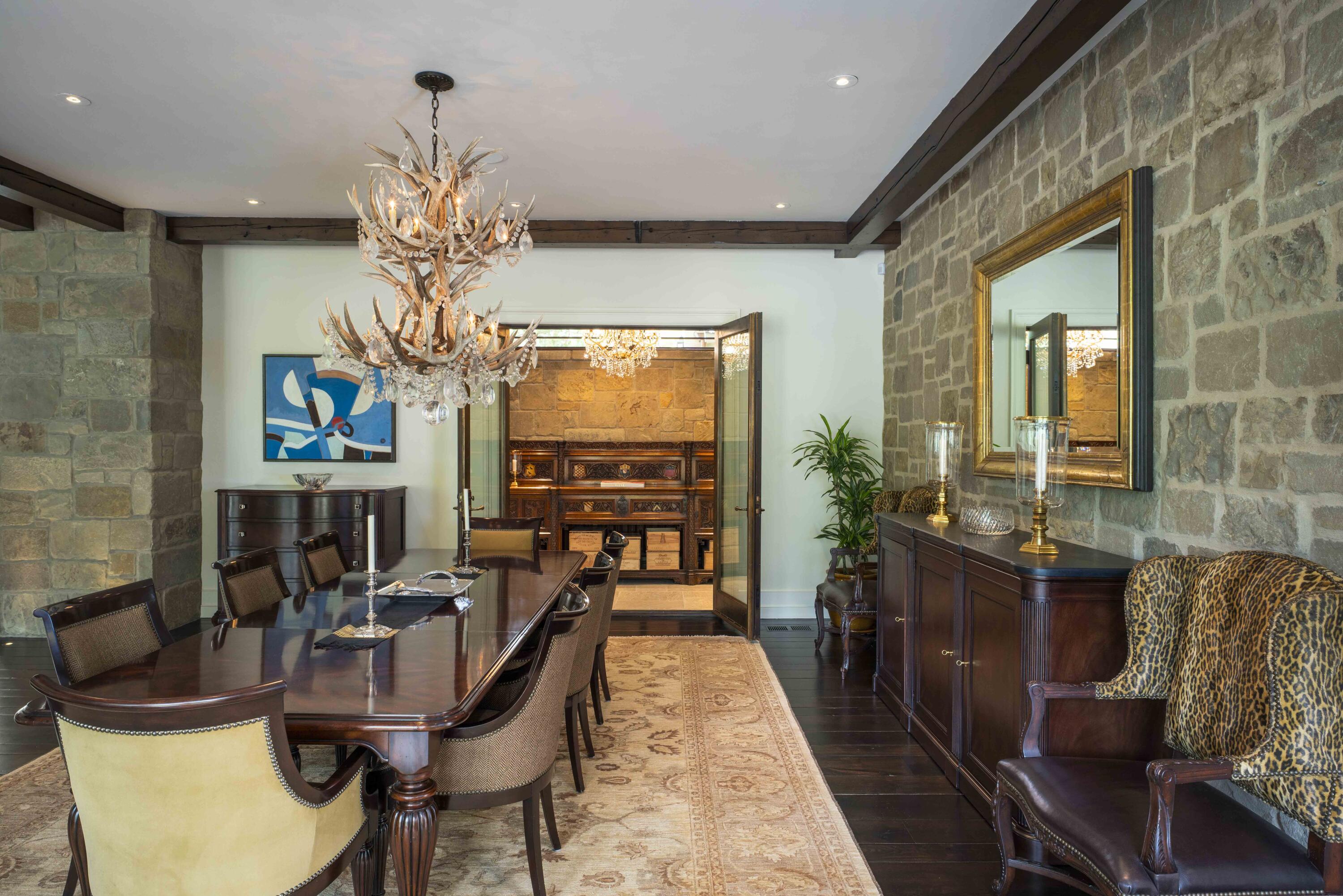 Dining with adjacent wine storage