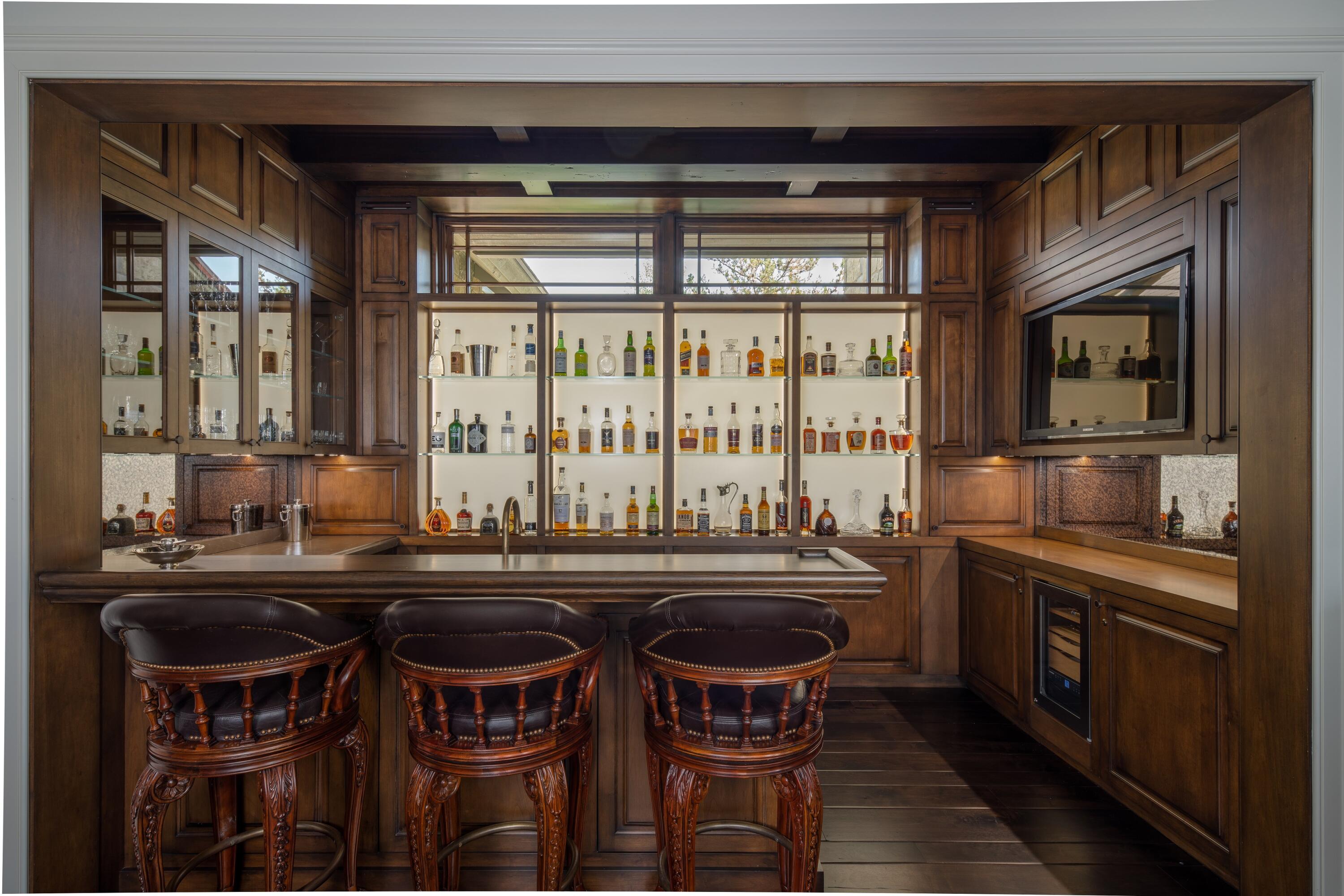 Pub style bar