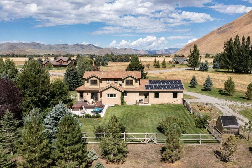 Blaine County, Idaho 83313, United States, 4 Bedrooms Bedrooms, ,4 BathroomsBathrooms,Residential,Active,255183