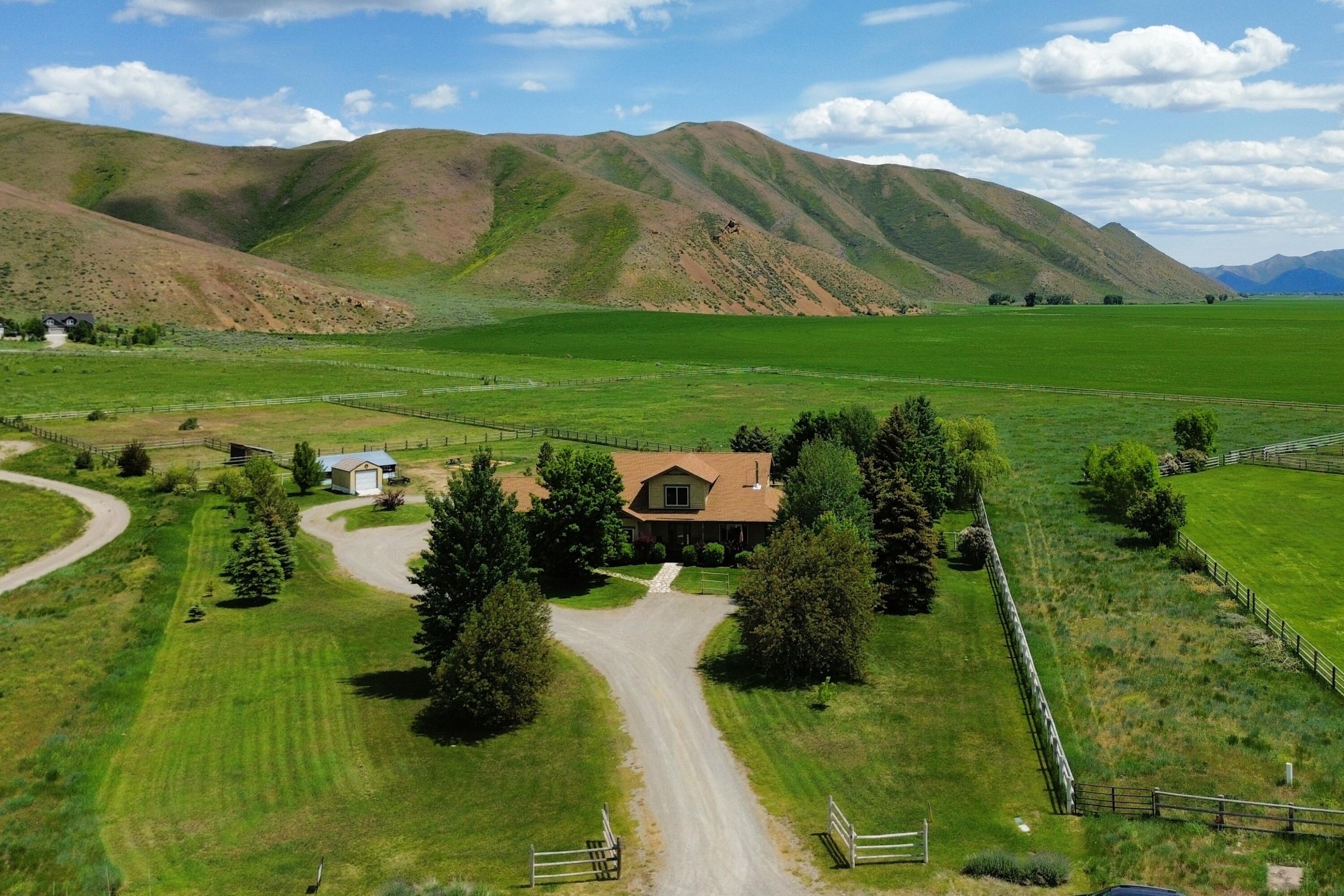 Blaine County, Idaho 83313, United States, 4 Bedrooms Bedrooms, ,4 BathroomsBathrooms,Residential,Active,255183 Blaine County, Idaho 83313, United States, 4 Bedrooms Bedrooms, ,4 BathroomsBathrooms,Residential,Active,255183