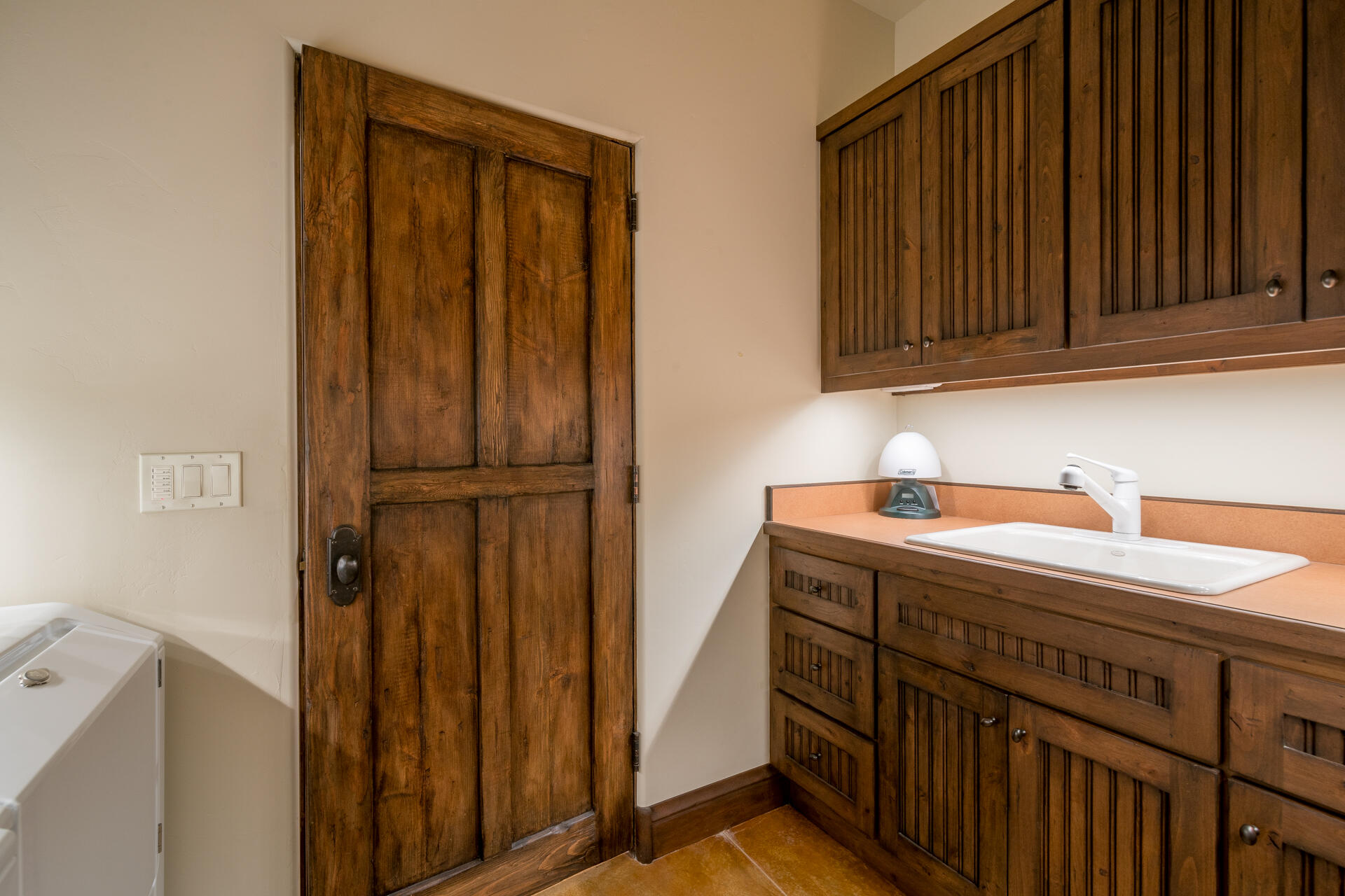 Ketchum, Idaho 83340, United States, 3 Bedrooms Bedrooms, ,4 BathroomsBathrooms,Residential,Pending,56530