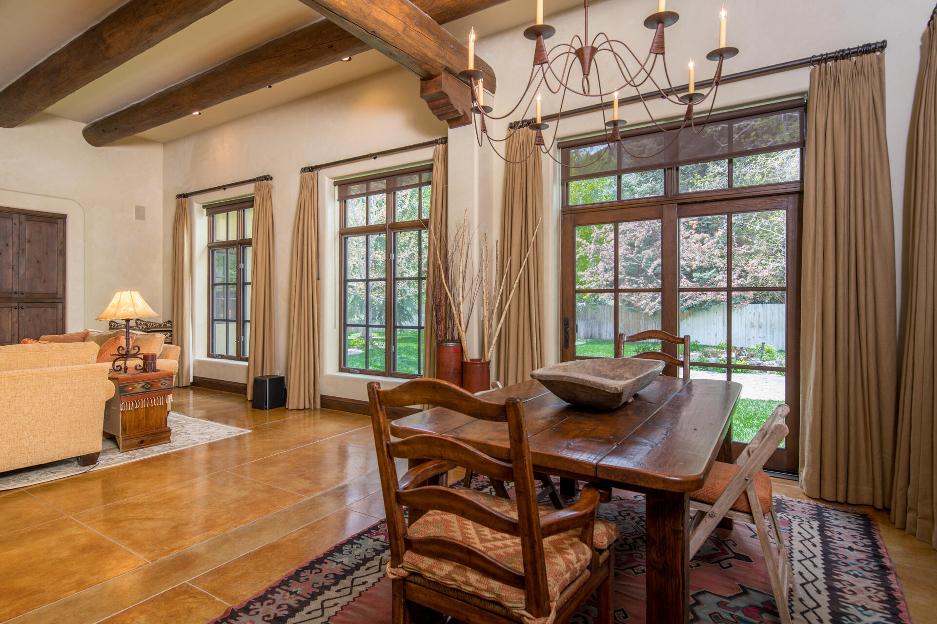 Ketchum, Idaho 83340, United States, 3 Bedrooms Bedrooms, ,4 BathroomsBathrooms,Residential,Pending,56530