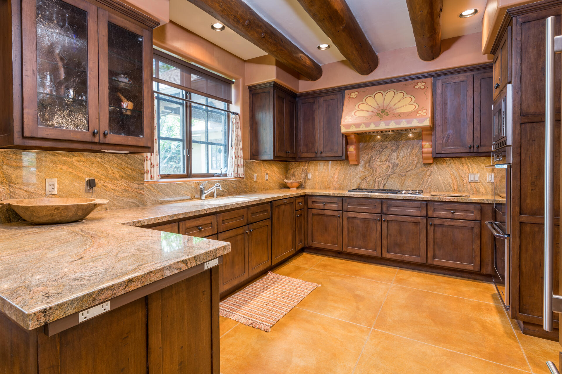 Ketchum, Idaho 83340, United States, 3 Bedrooms Bedrooms, ,4 BathroomsBathrooms,Residential,Pending,56530