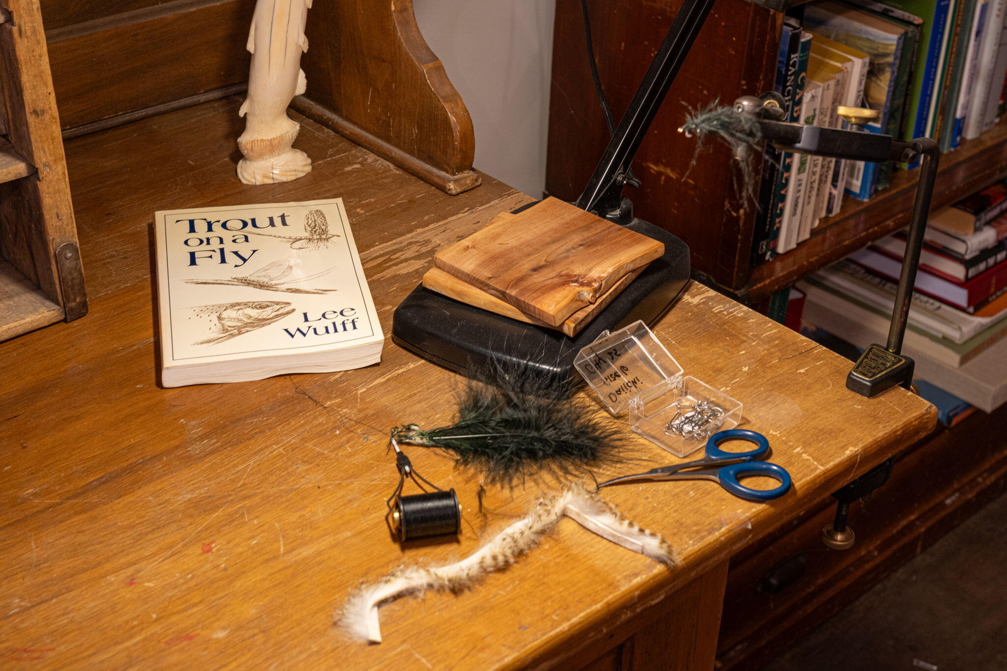 learn how to tie a fly at the ranch