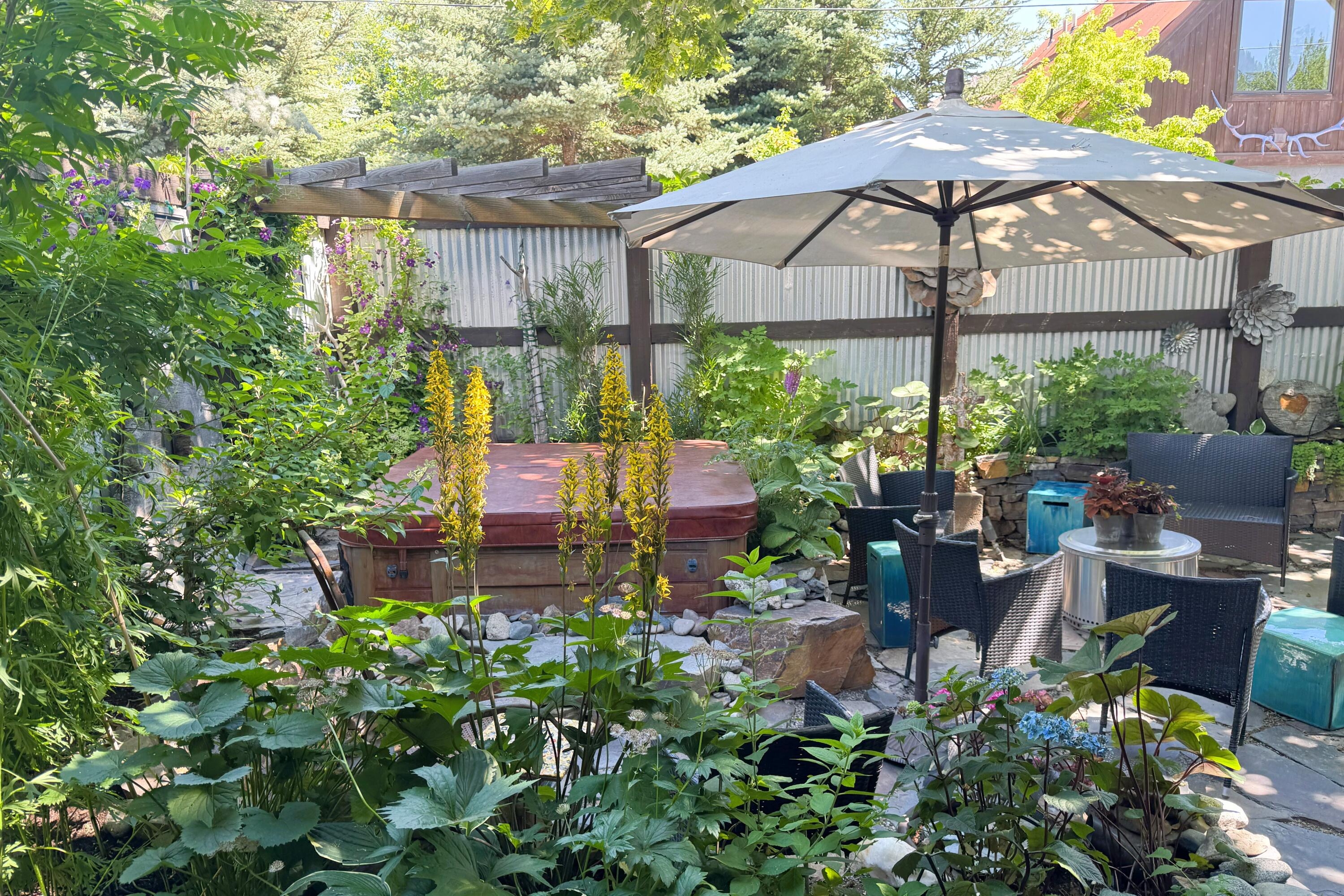 Ketchum, Idaho 83340, United States, 3 Bedrooms Bedrooms, ,4 BathroomsBathrooms,Residential,Active,178138