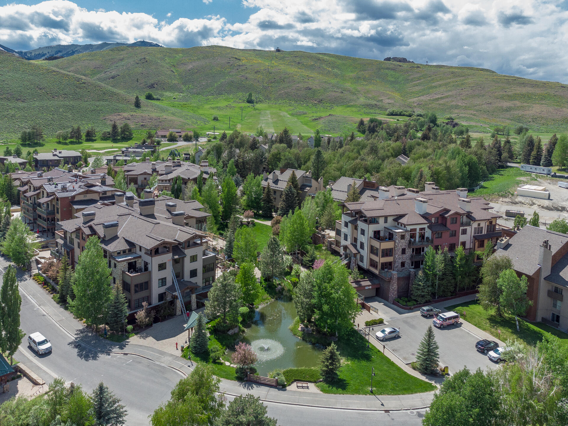 Sun Valley, Idaho 83353, United States, 2 Bedrooms Bedrooms, ,2 BathroomsBathrooms,Residential,Active,193571